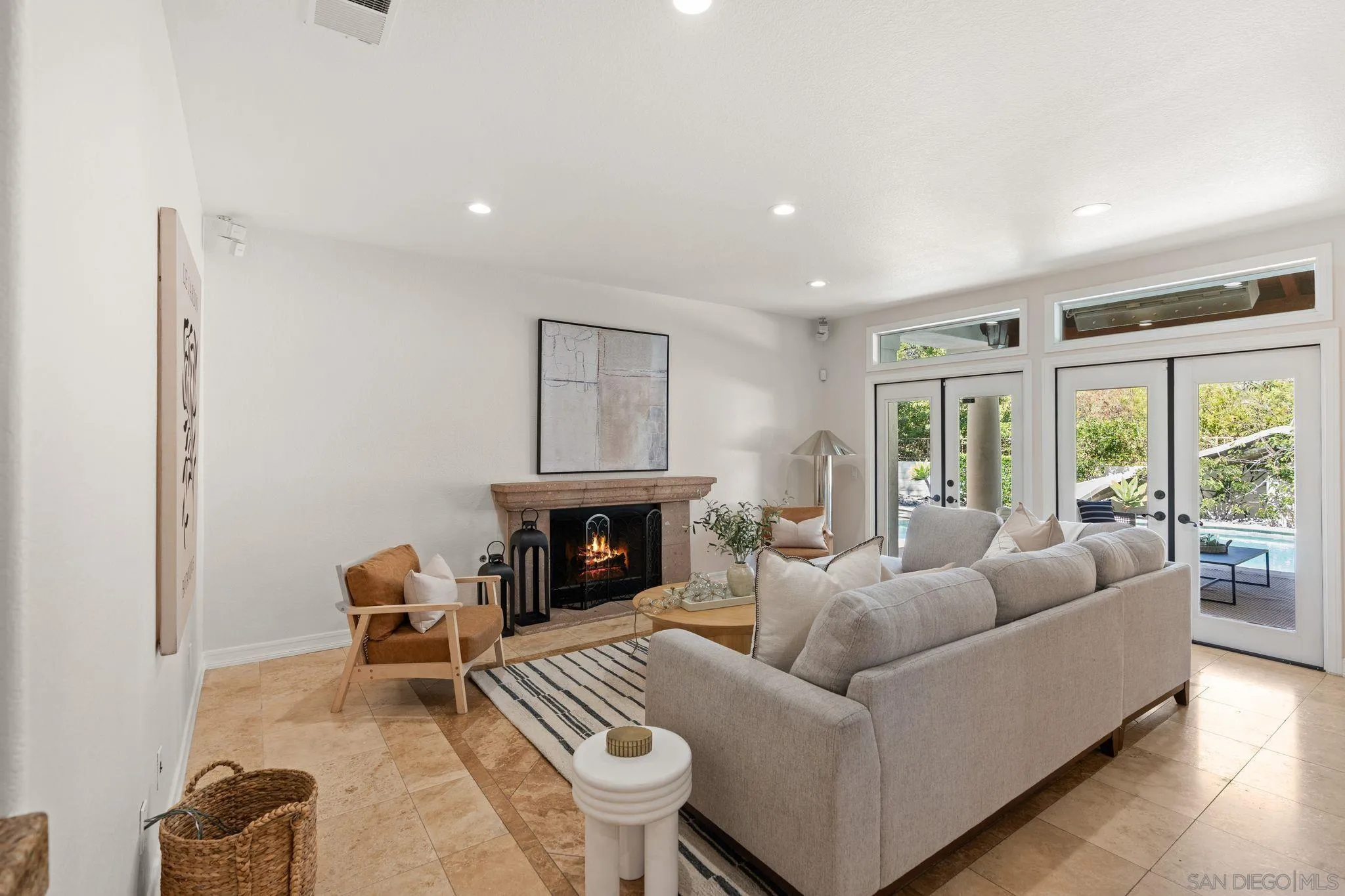 https://cdn.realtyfeed.com/cdn/127/250037910/b5f246dbe8faa929b3f21ae7bbb47e5c.webp