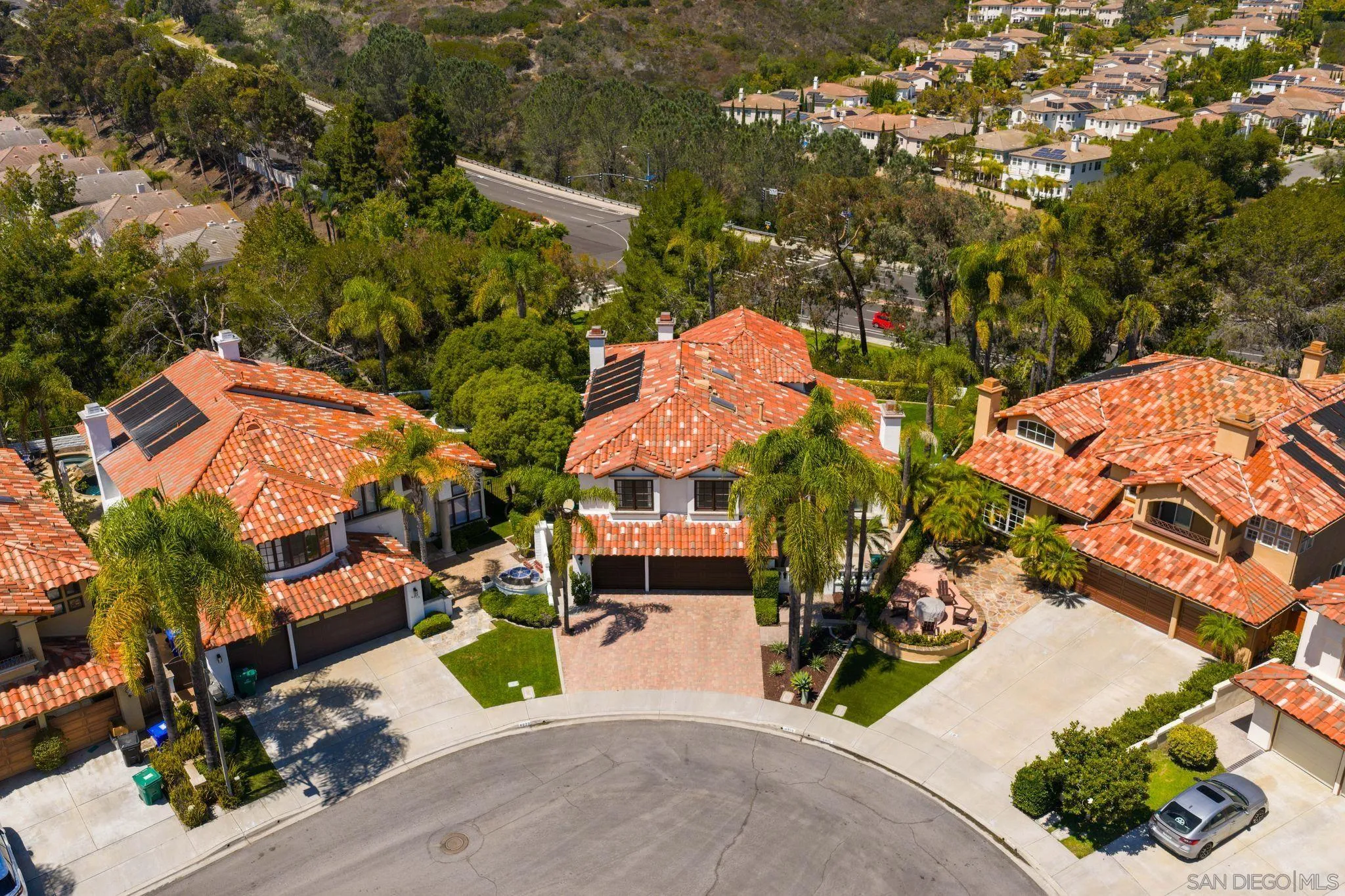 https://cdn.realtyfeed.com/cdn/127/250037910/c05891b3989b40fbd34dafe4c5c1c0fb.webp