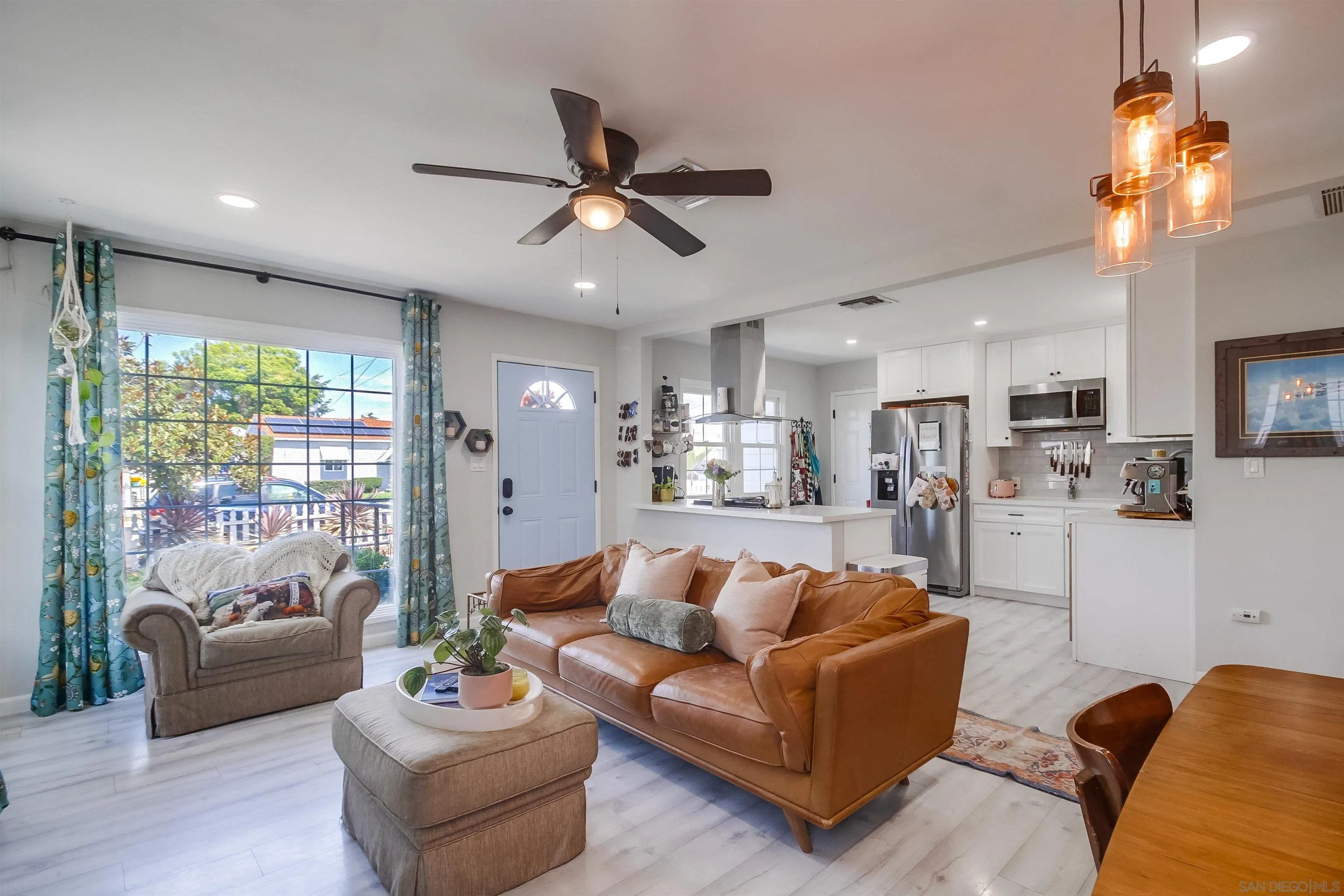 https://cdn.realtyfeed.com/cdn/127/250037913/4330c95d32fa2daa563a82aa9ff5f0f9.webp
