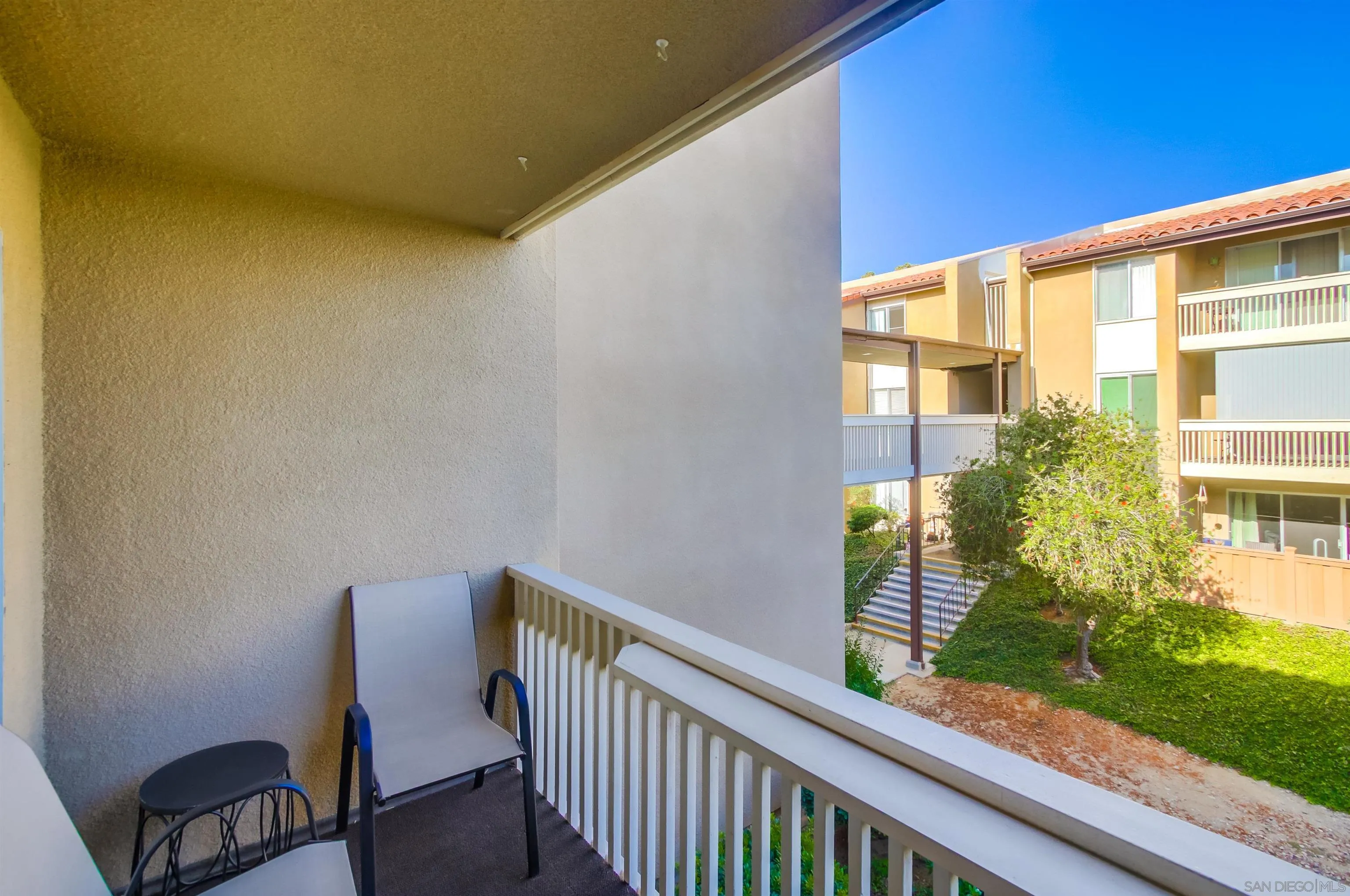 https://cdn.realtyfeed.com/cdn/127/250037917/6430c3d0521dce4a99d041fbea9dabd4.webp