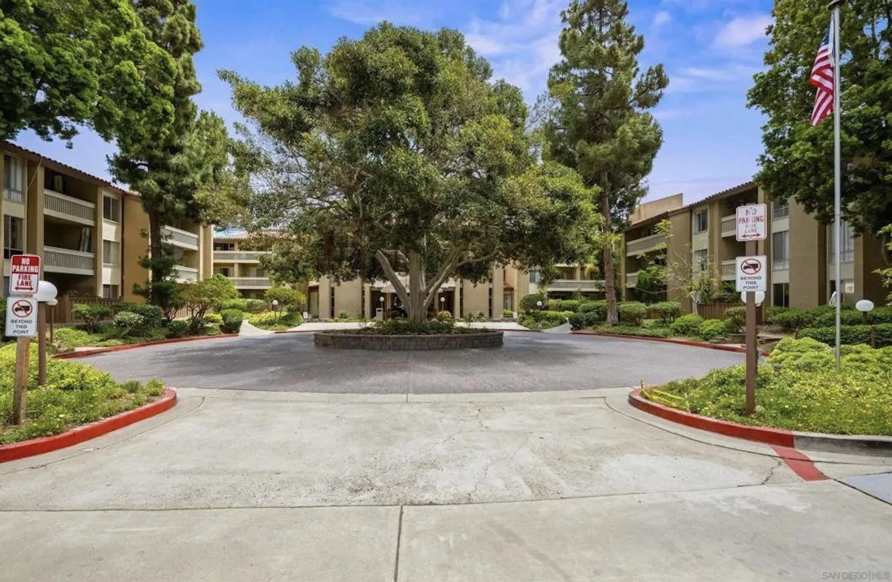 https://cdn.realtyfeed.com/cdn/127/250037917/9cda23919c8f5ee3b3a6d824bd1f1a53.webp