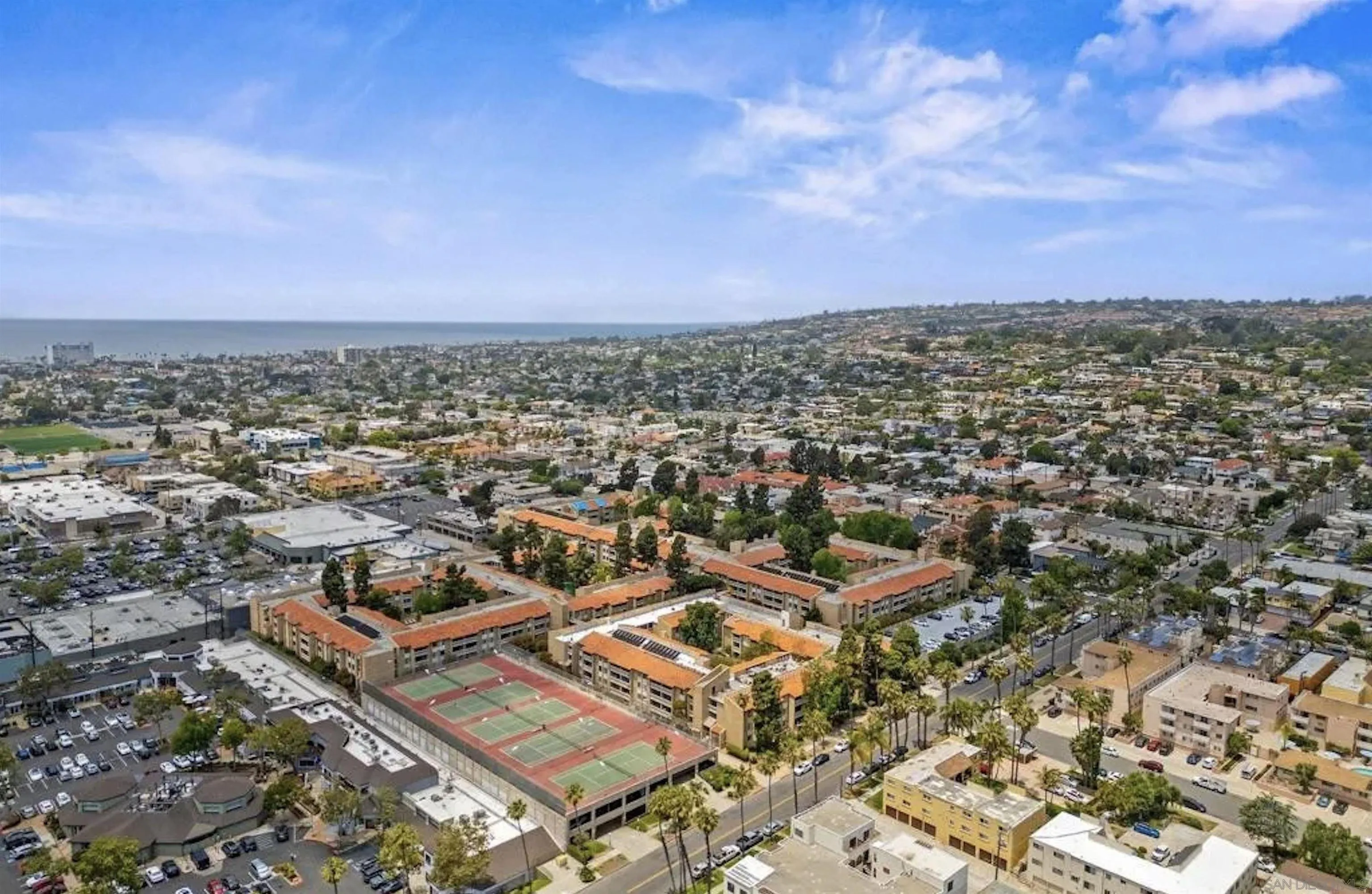 https://cdn.realtyfeed.com/cdn/127/250037917/ea0585ada0fec30f7186c2996e6a6f02.webp