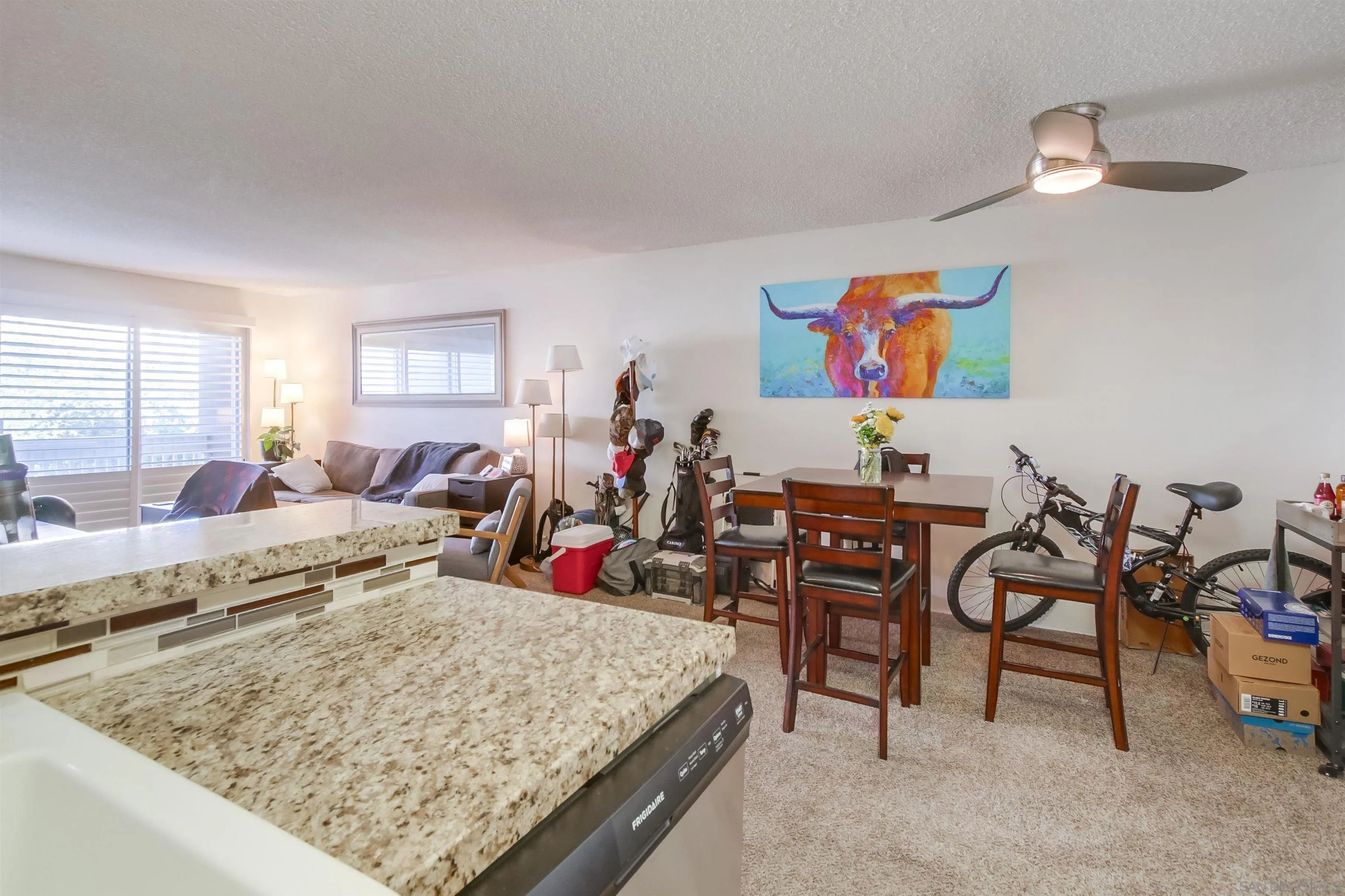 Photo #4: 250037917 Listing 