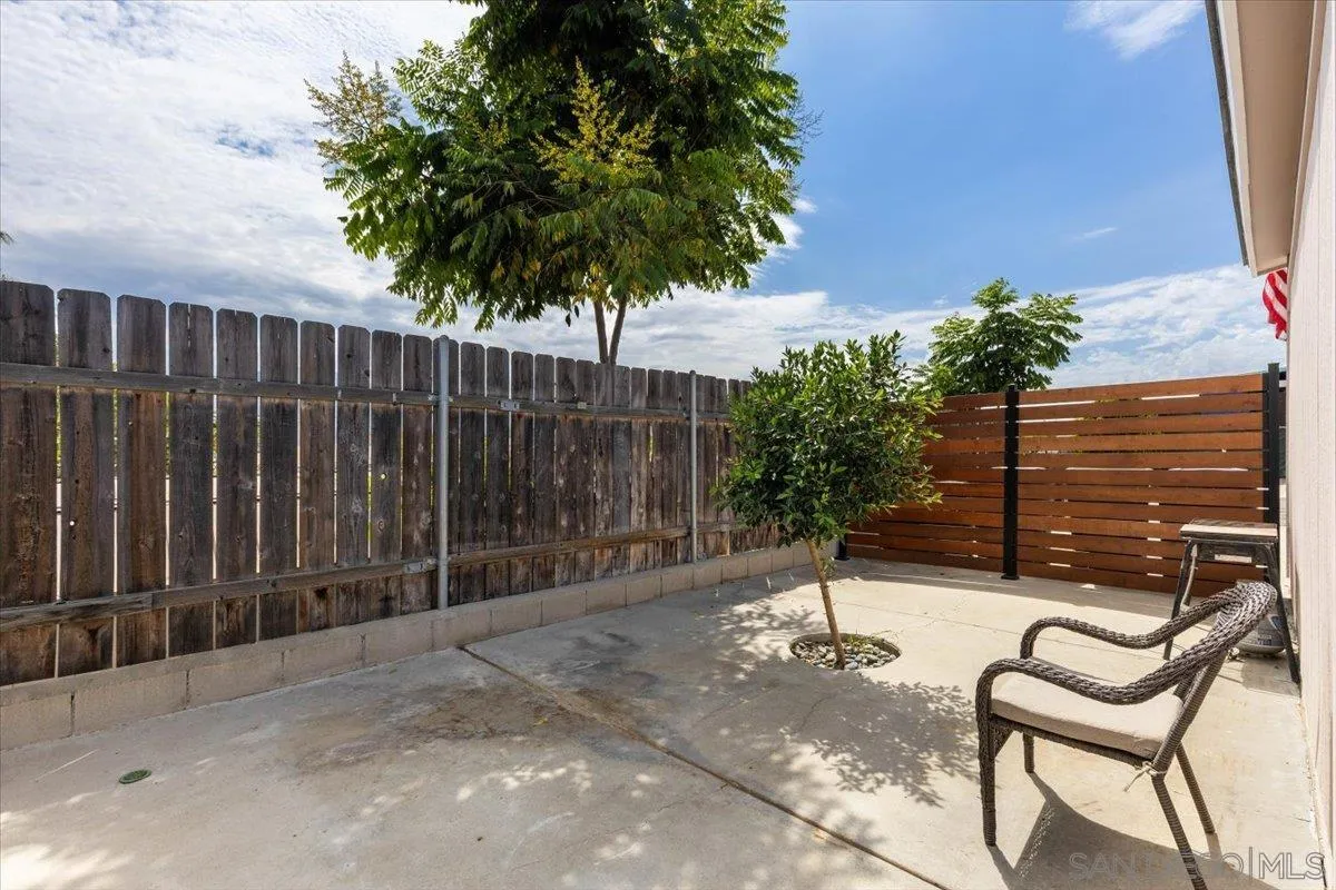 https://cdn.realtyfeed.com/cdn/127/250037919/494fd9592421e5b3951e06269431484d.webp