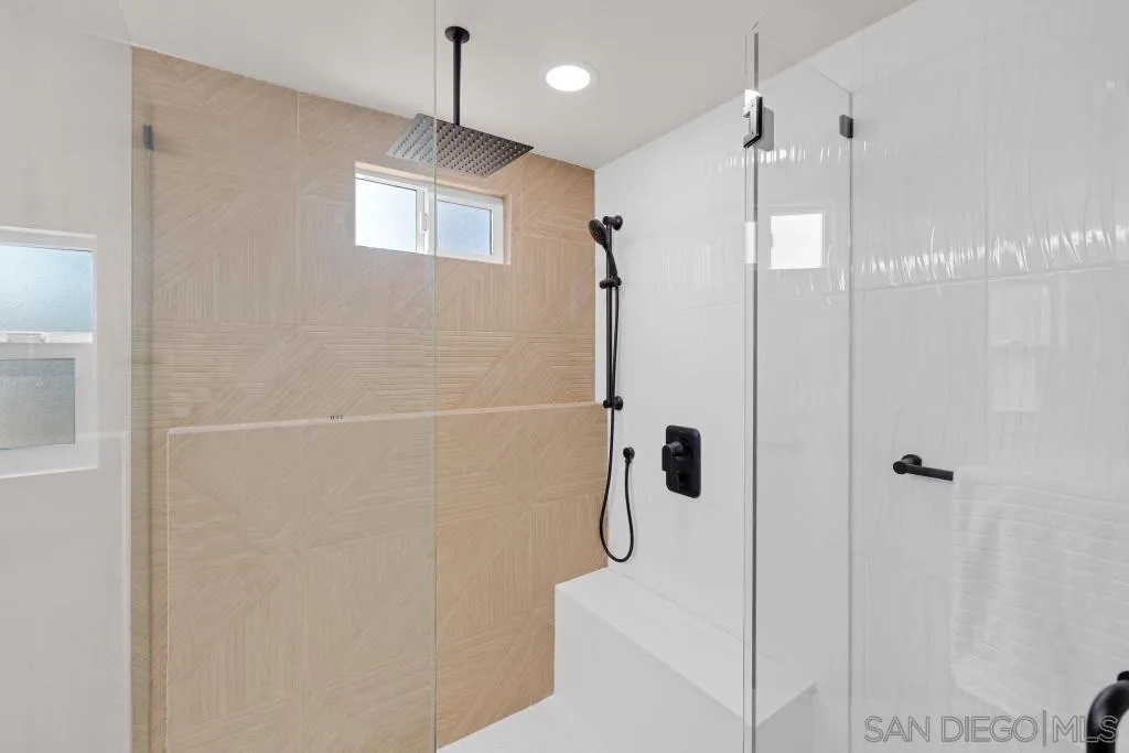 https://cdn.realtyfeed.com/cdn/127/250037920/d158124158cd6ff08e1291e12c9d3c73.webp