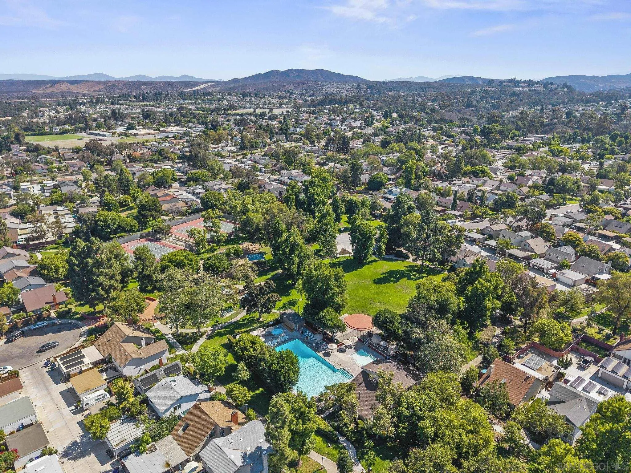 https://cdn.realtyfeed.com/cdn/127/250037921/0c59285243a2049708aa170b1e9835d2.webp