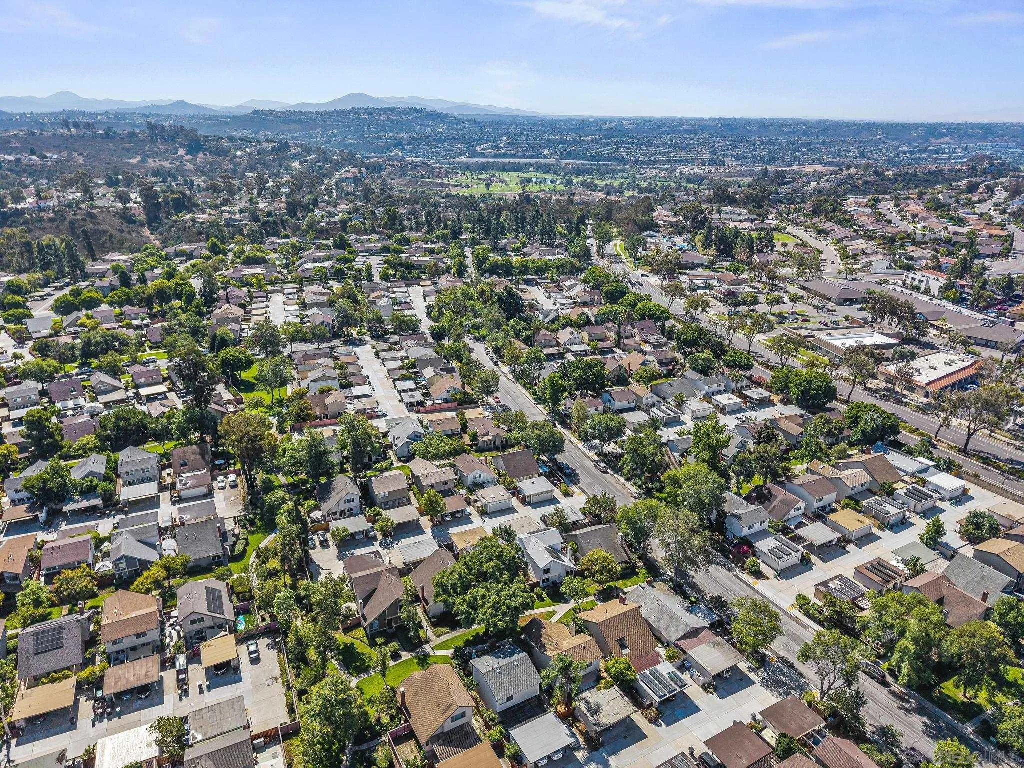 https://cdn.realtyfeed.com/cdn/127/250037921/d89585c015efdac614cbf6431faca602.webp