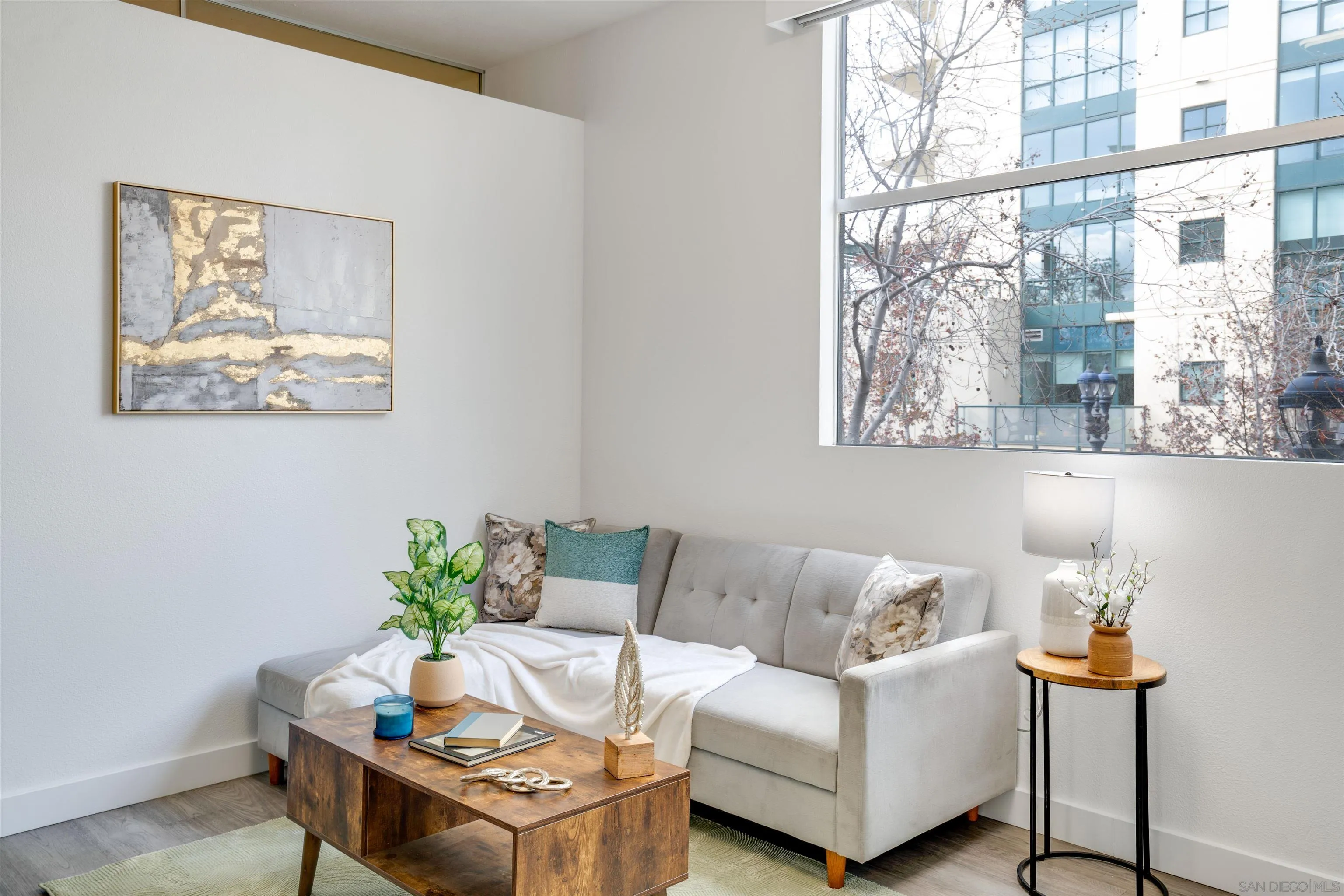 https://cdn.realtyfeed.com/cdn/127/250037922/00e4ea28dc3f397d7805efbb157f21f7.webp