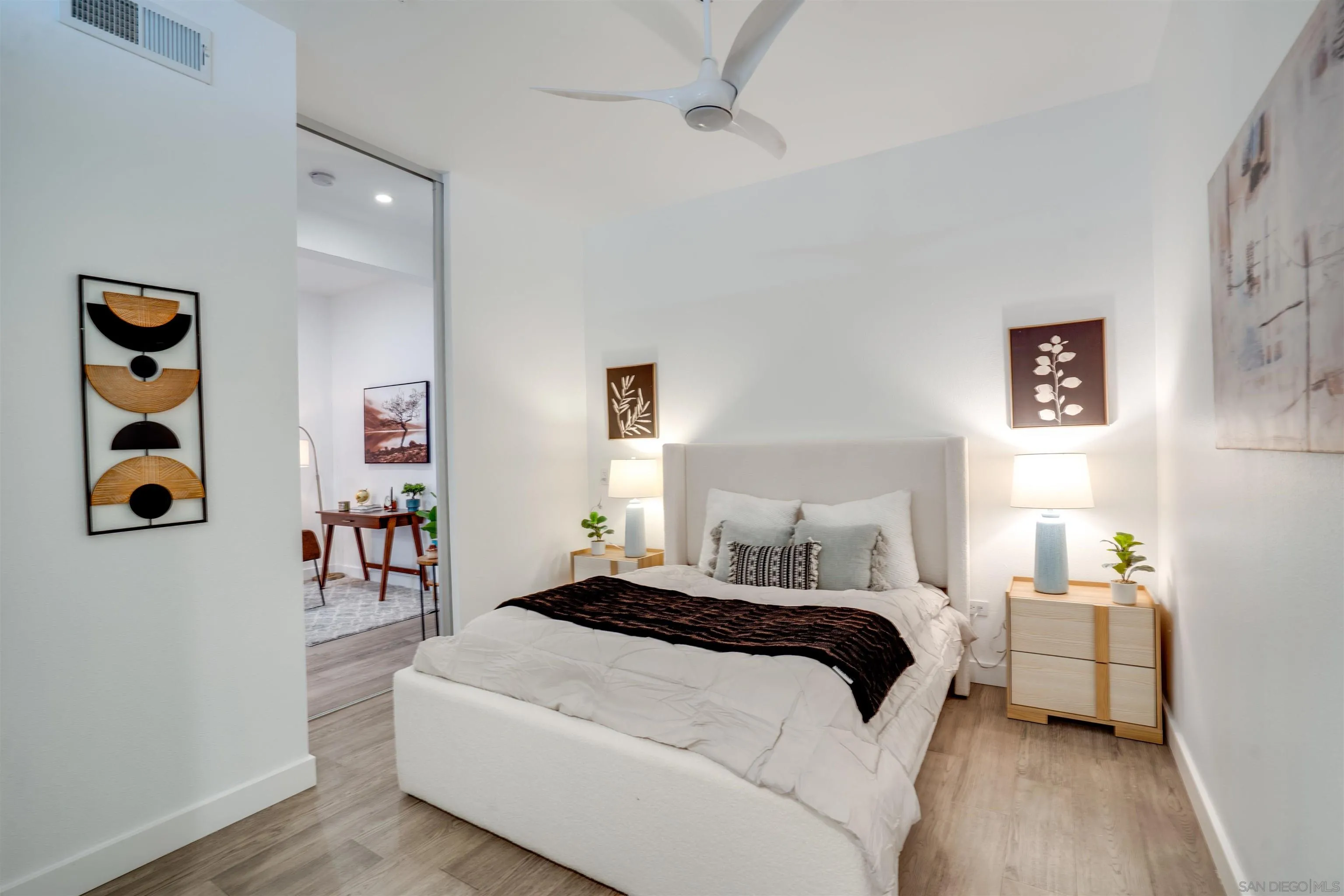 https://cdn.realtyfeed.com/cdn/127/250037922/34bcb15b7798218be19d66f89f3d18e4.webp