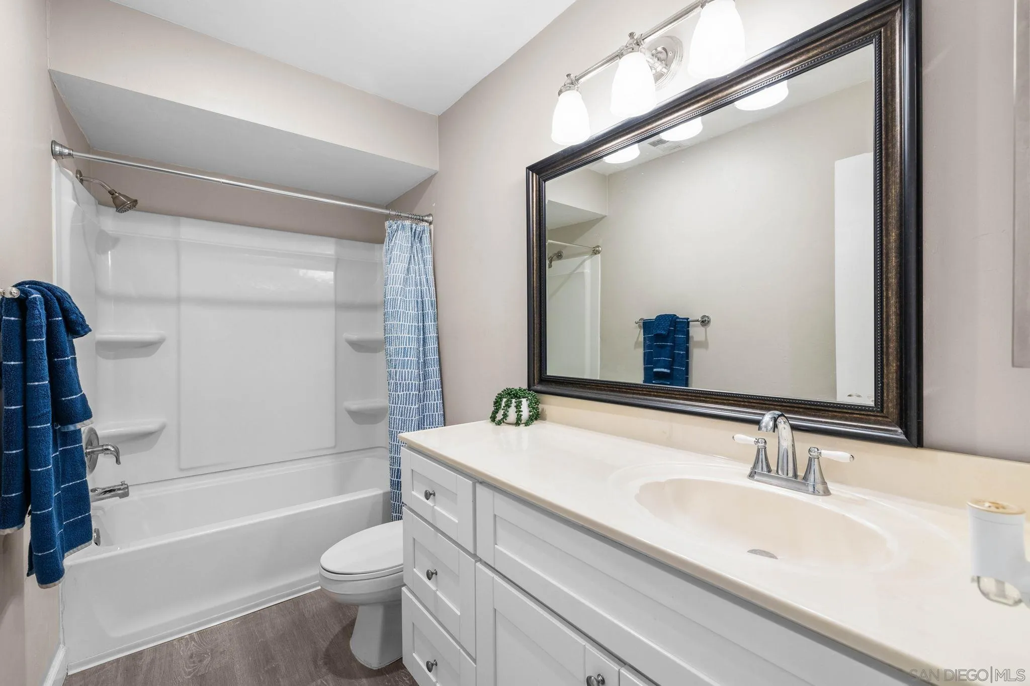 https://cdn.realtyfeed.com/cdn/127/250037923/b65bc62d4a35cb05c7ab58b1c4b1e05e.webp