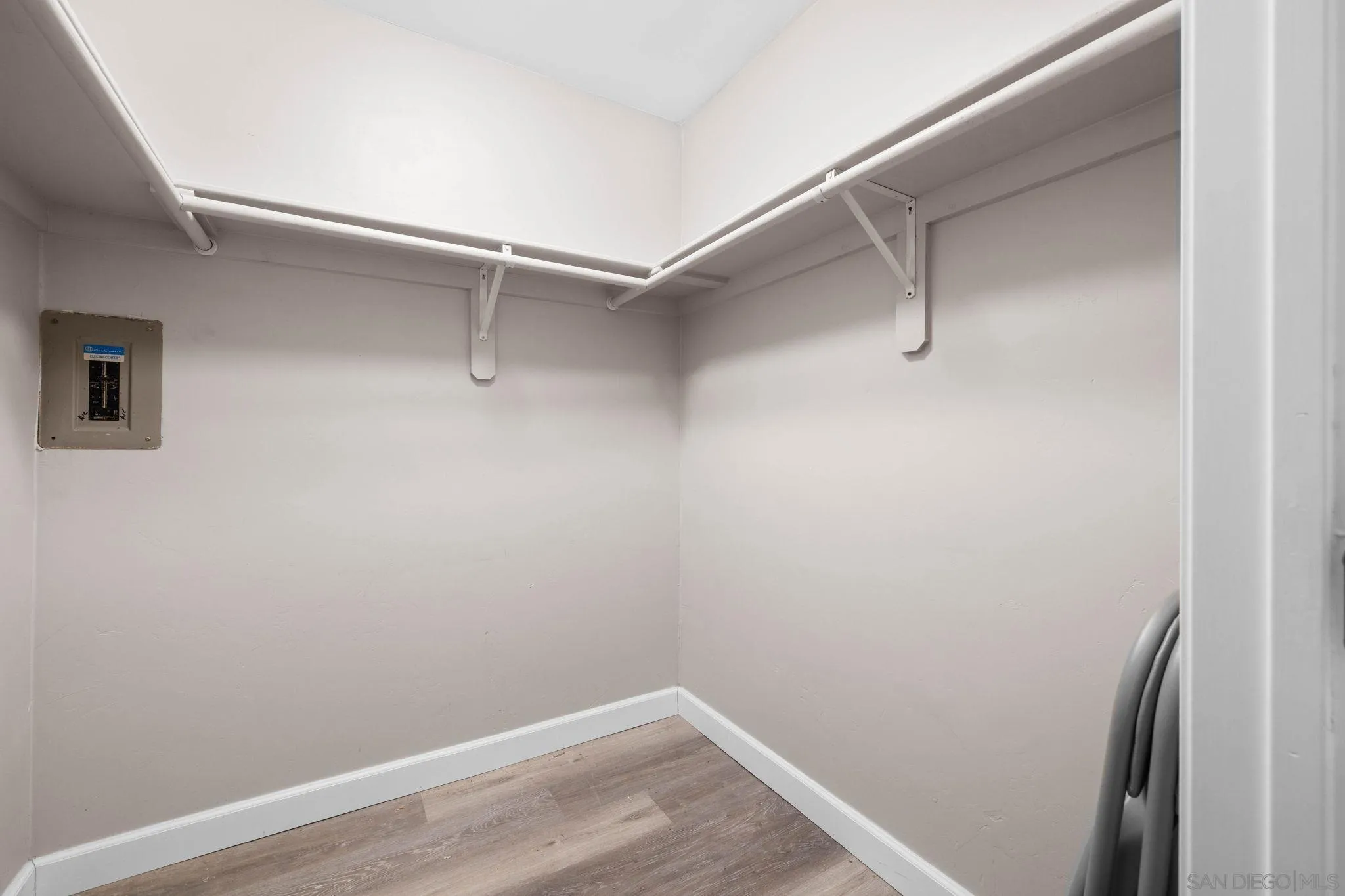 https://cdn.realtyfeed.com/cdn/127/250037923/f6ab821890b04be3de3f95d5f33fe323.webp