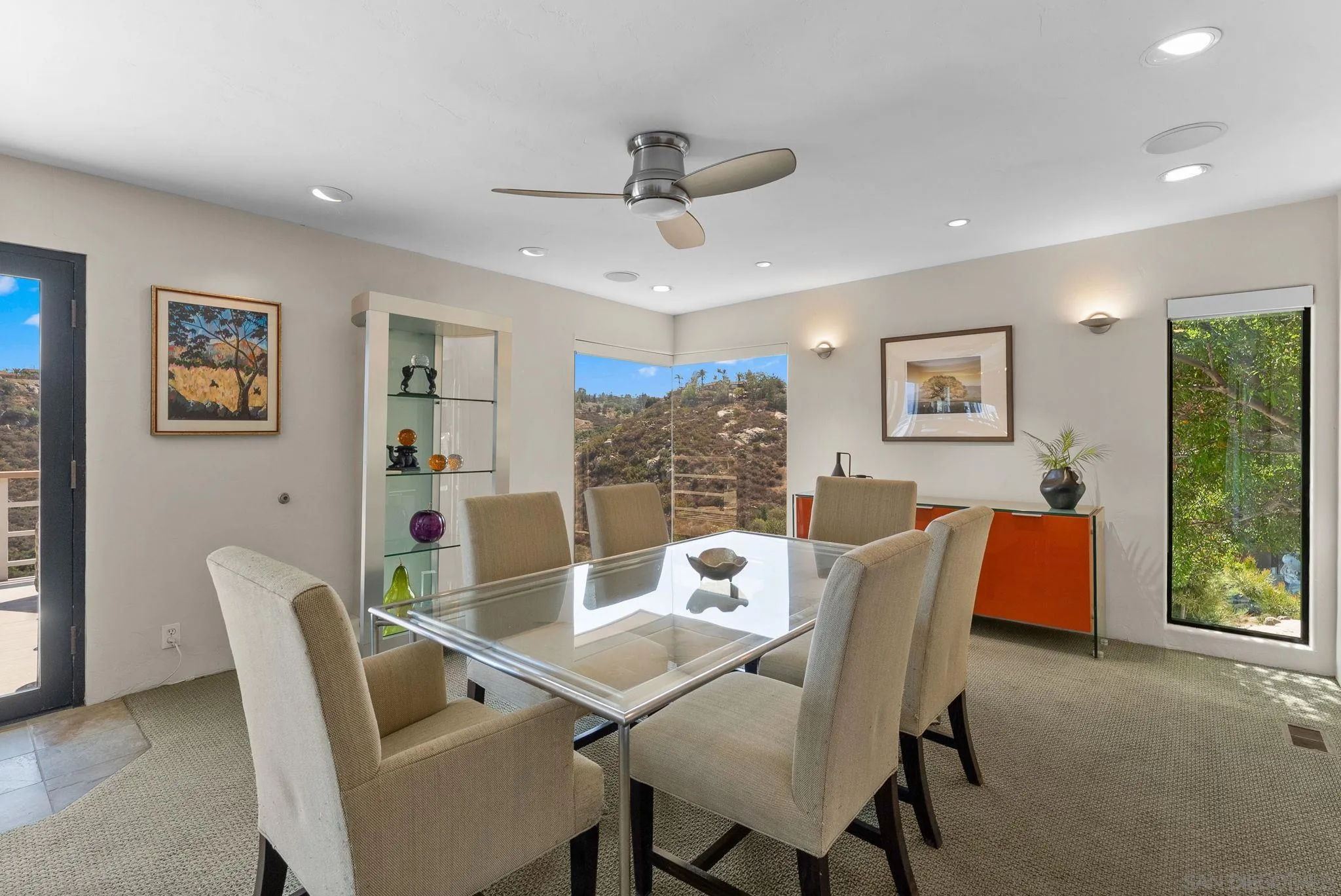 https://cdn.realtyfeed.com/cdn/127/250037925/408bcc44ee05caede0de68f5bcead52f.webp