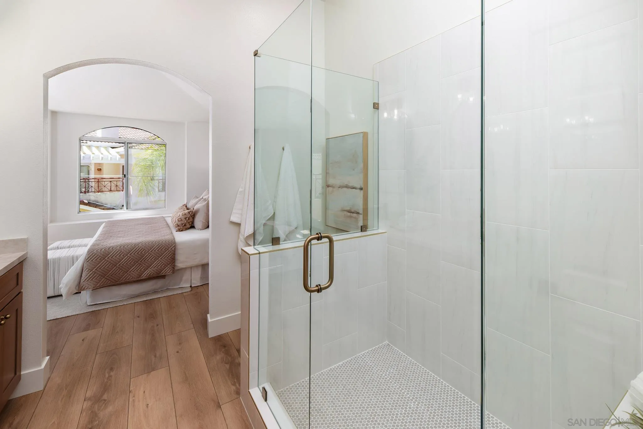 https://cdn.realtyfeed.com/cdn/127/250037928/9976ba20538b0c47def7171999e594f1.webp