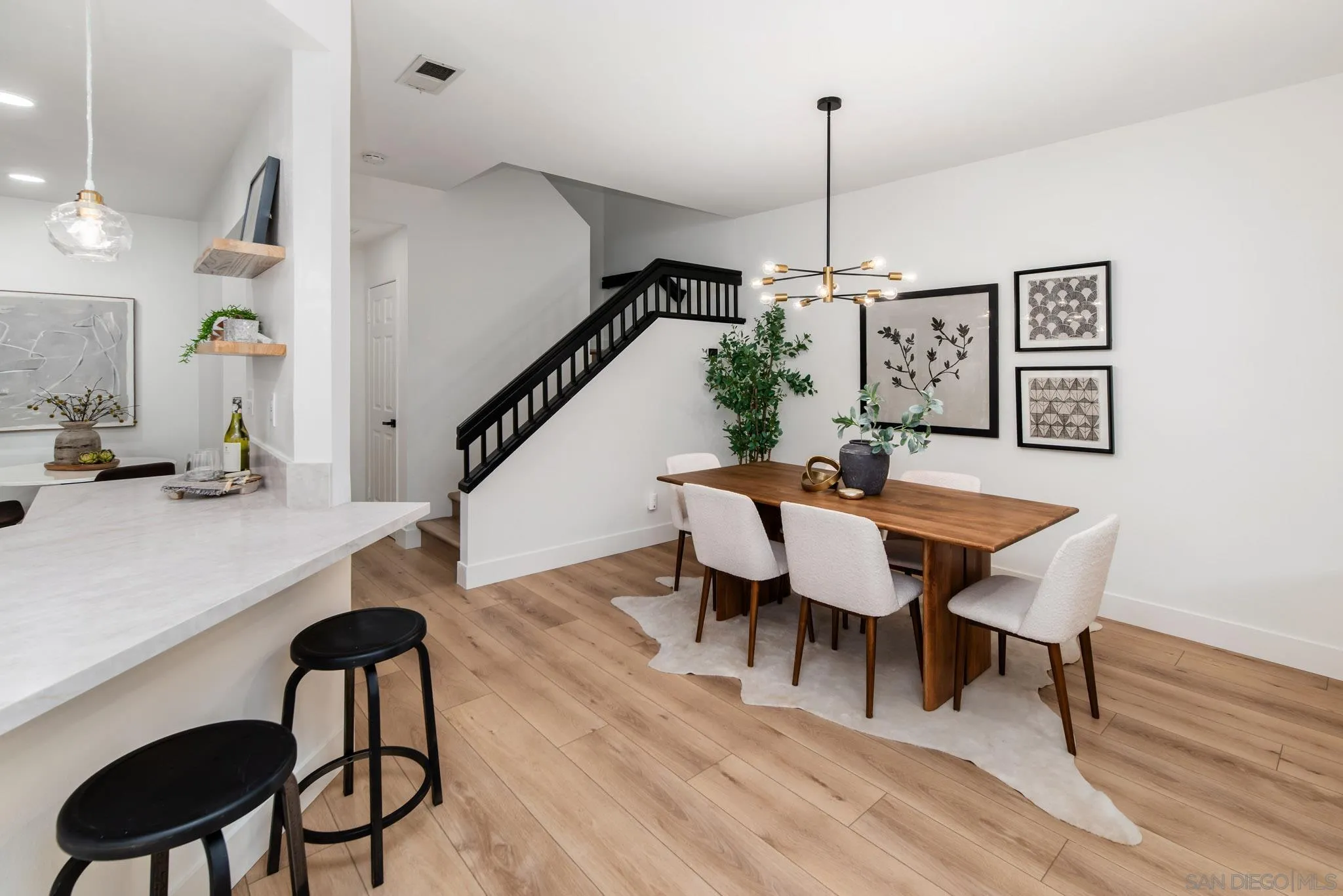 https://cdn.realtyfeed.com/cdn/127/250037928/d63fc58a9a390cb4c3a5e17ca03133ac.webp