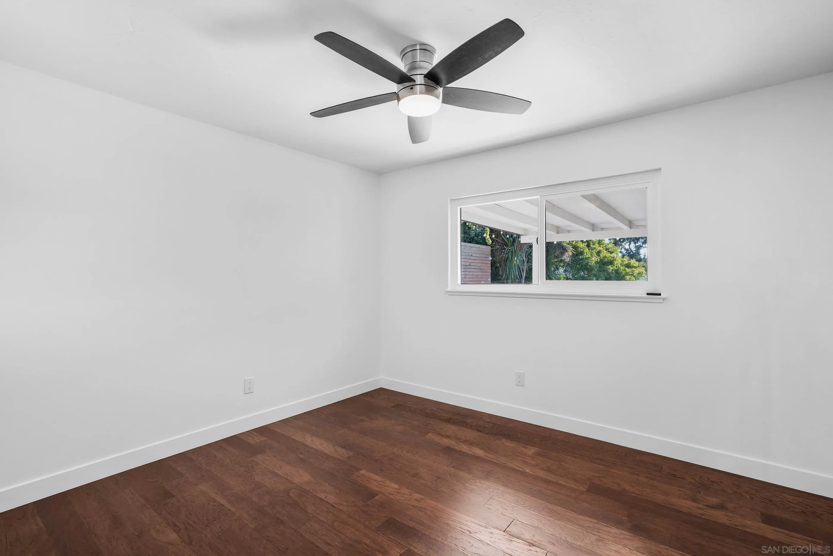 https://cdn.realtyfeed.com/cdn/127/250037929/13bad21a30fd084c7e78dd2c990df4ce.webp