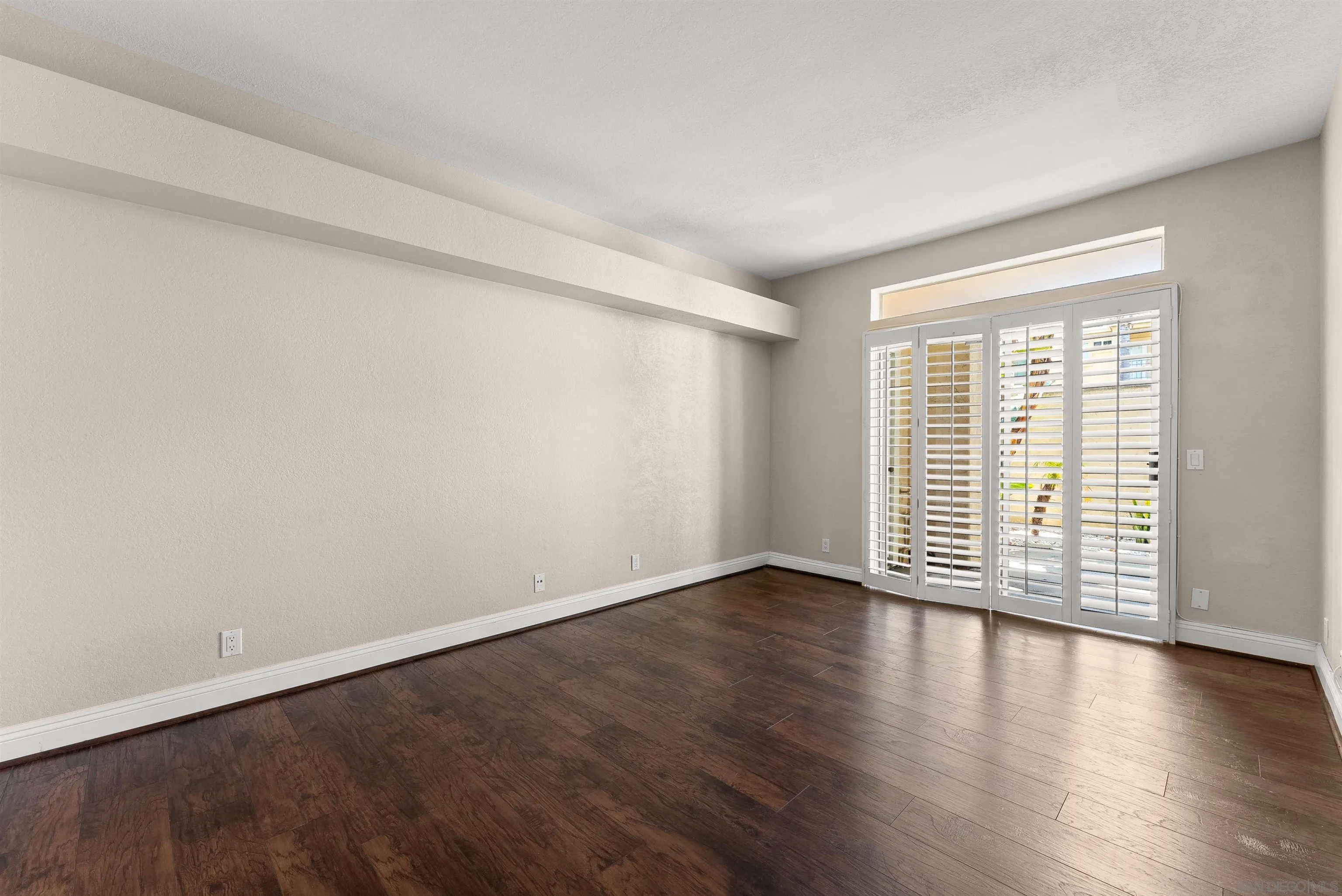 Photo #11: 250037930 Listing: Photo #11