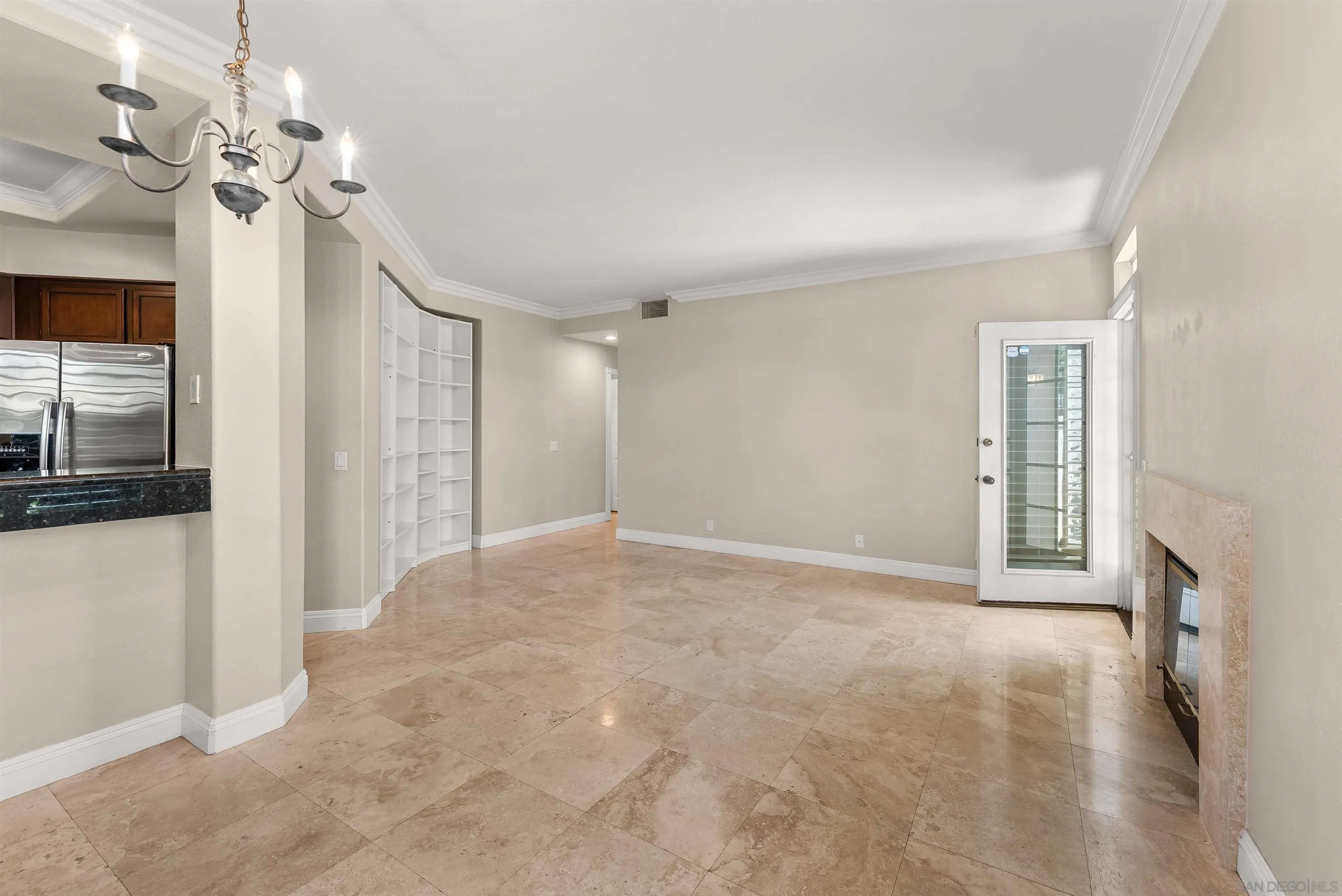 Photo #4: 250037930 Listing 