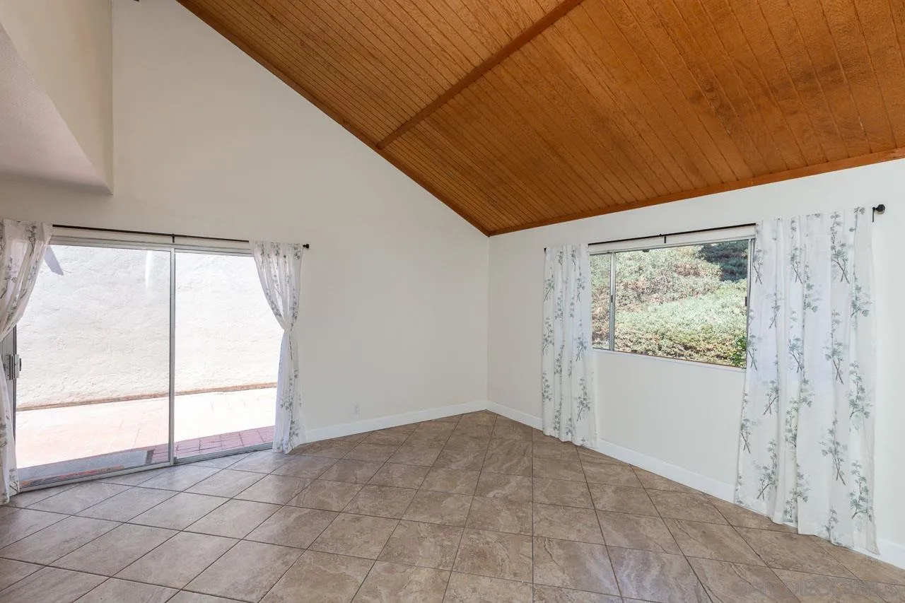 https://cdn.realtyfeed.com/cdn/127/250037931/313eb15757a4fab85f817f699870b39b.webp