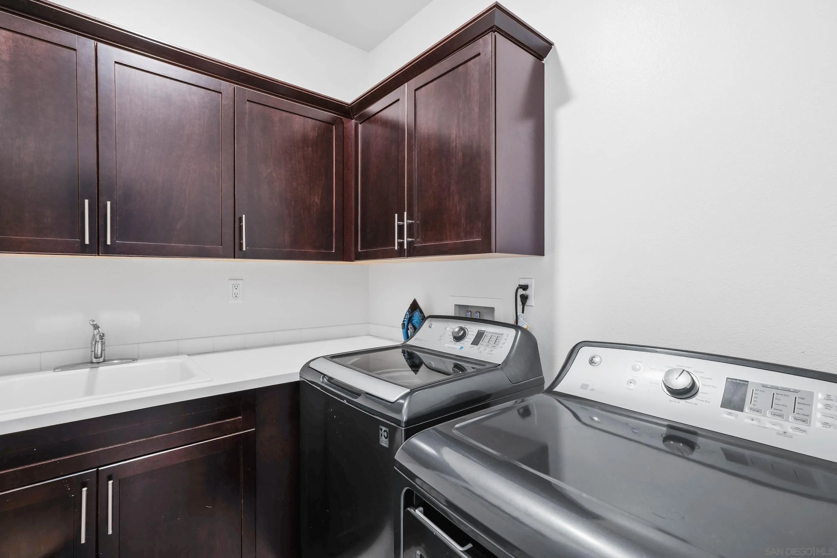 Photo #18: 250037934 Listing: Photo #18