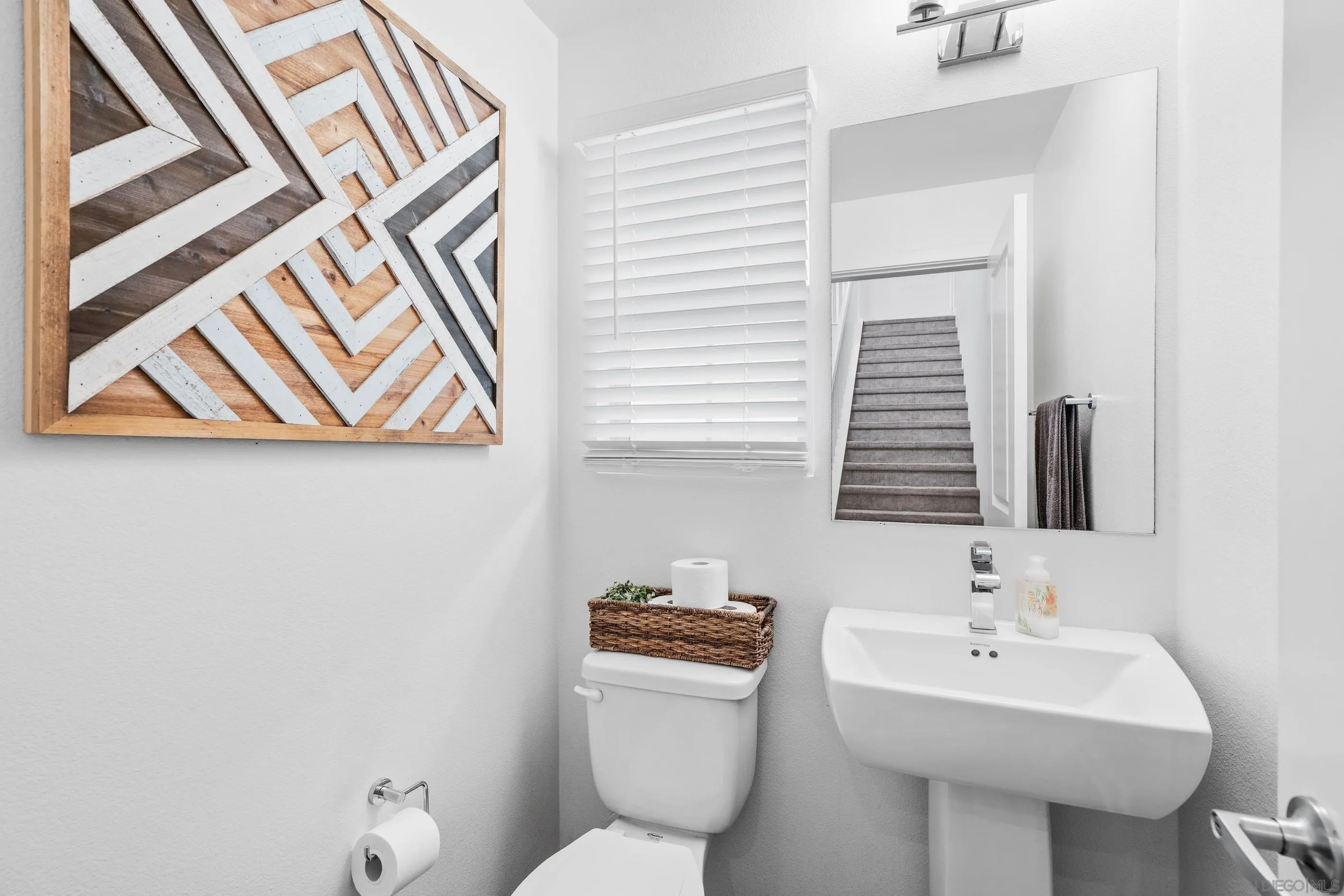 Photo #15: 250037934 Listing: Photo #15
