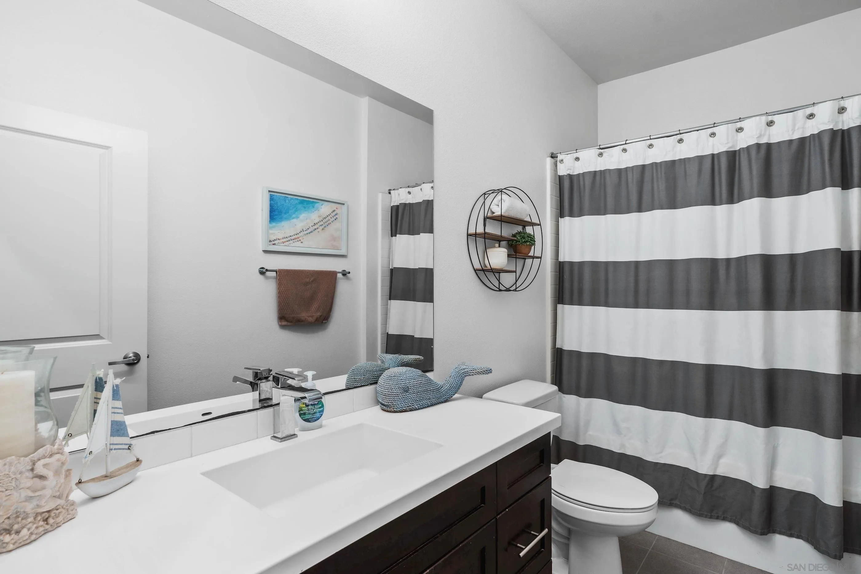 https://cdn.realtyfeed.com/cdn/127/250037934/640126c369e9aac90156849b933ec2f1.webp