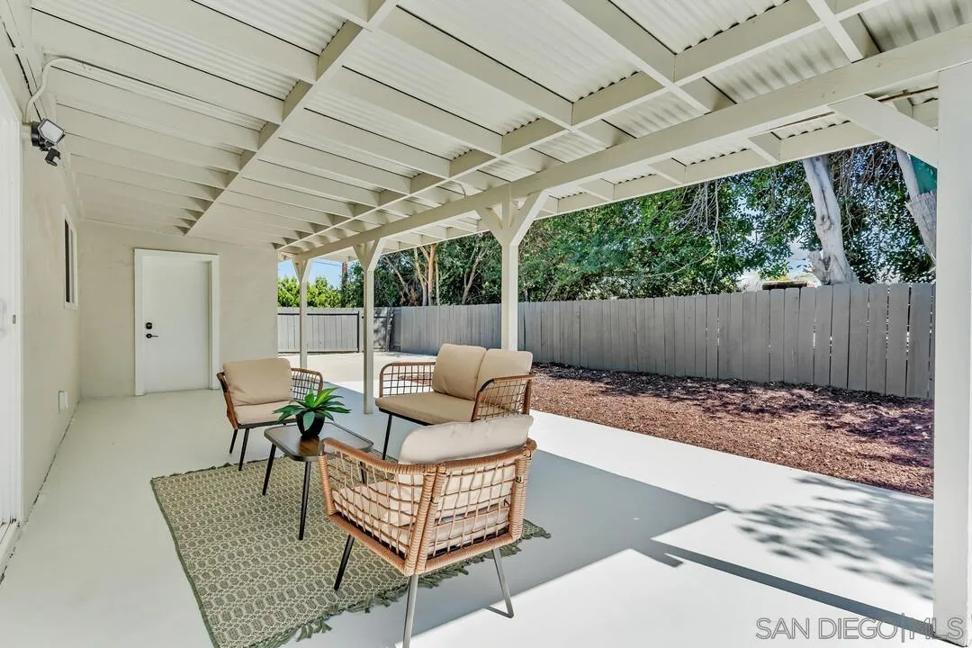 https://cdn.realtyfeed.com/cdn/127/250037936/4557bb2649509e4a4aed958a145e374c.webp
