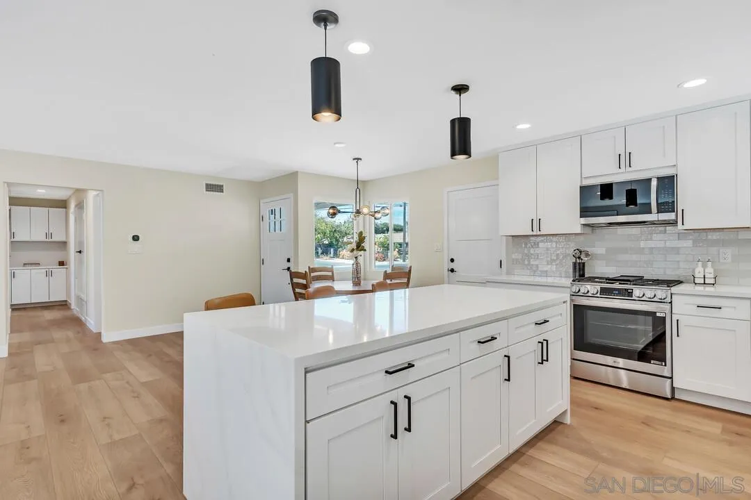 https://cdn.realtyfeed.com/cdn/127/250037936/5671ecbf361307f72cb254884fbf2b7d.webp
