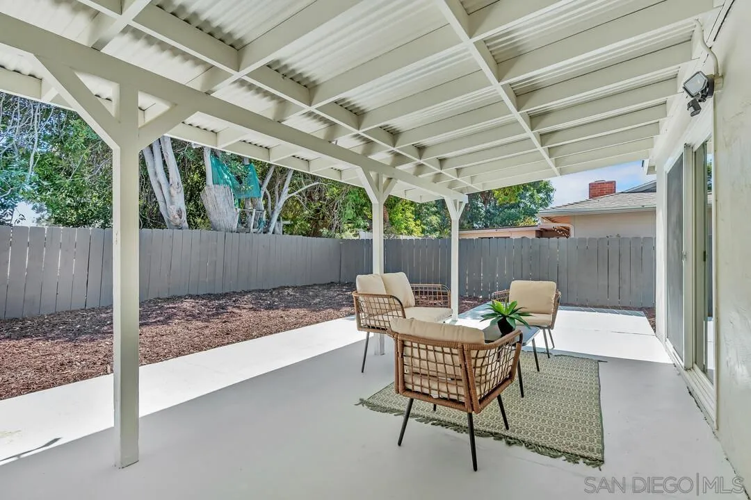 https://cdn.realtyfeed.com/cdn/127/250037936/8c7a5e6243d24bc1dd5a9dee1607e02c.webp