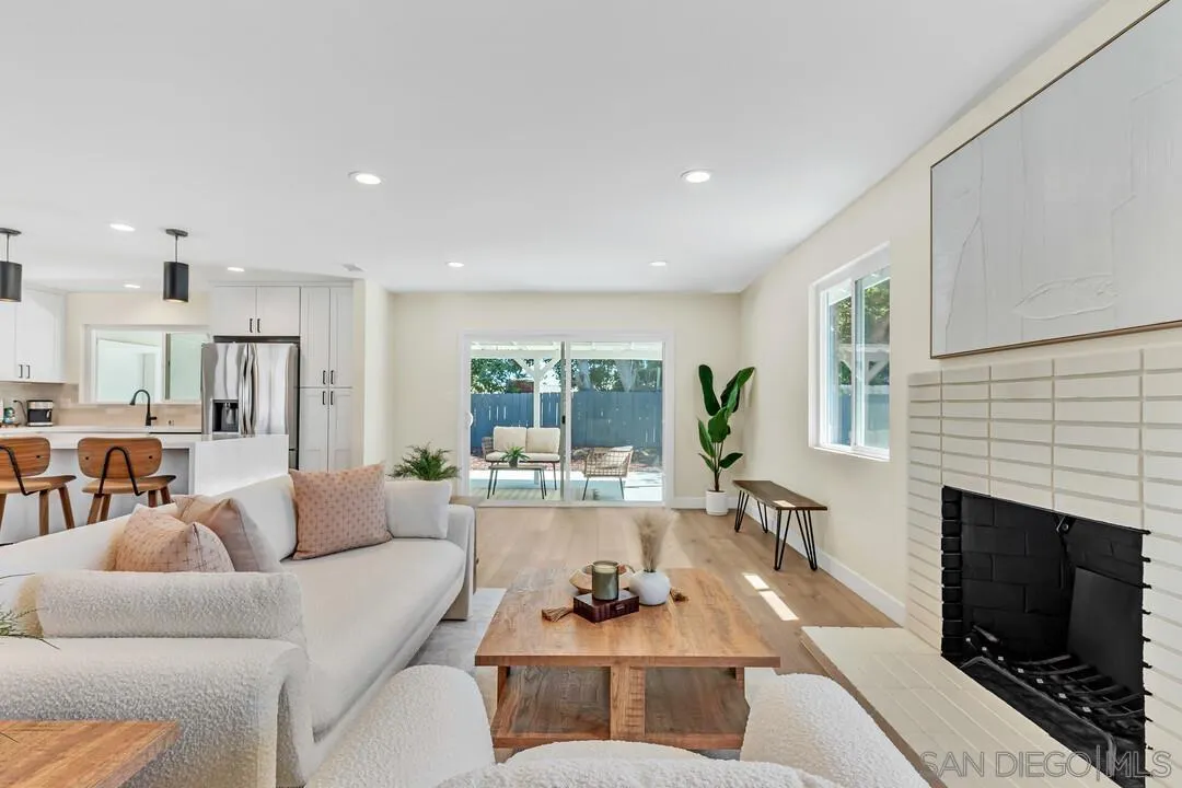 https://cdn.realtyfeed.com/cdn/127/250037936/9bc305cbb58cfa5472d13a98e2e865ab.webp