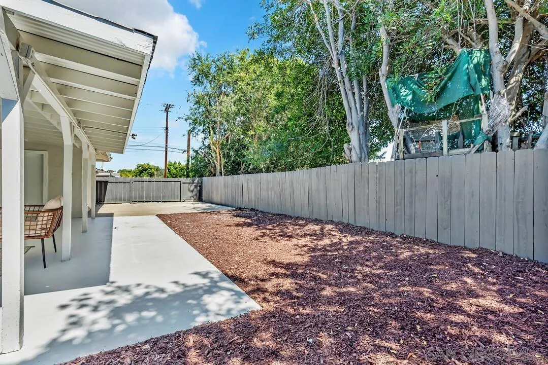 https://cdn.realtyfeed.com/cdn/127/250037936/d80f448b7a3651b7a1b3dc7ffecc5a8d.webp