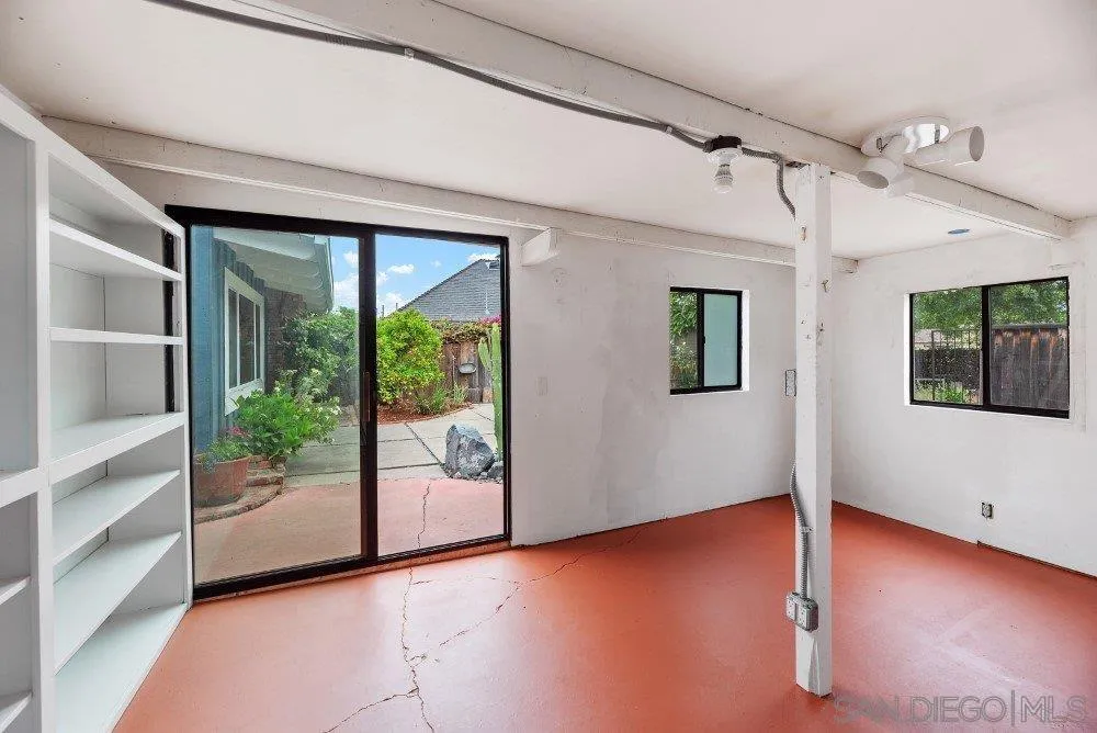 https://cdn.realtyfeed.com/cdn/127/250037938/34c485e2106a26db65d320949cbaa732.webp