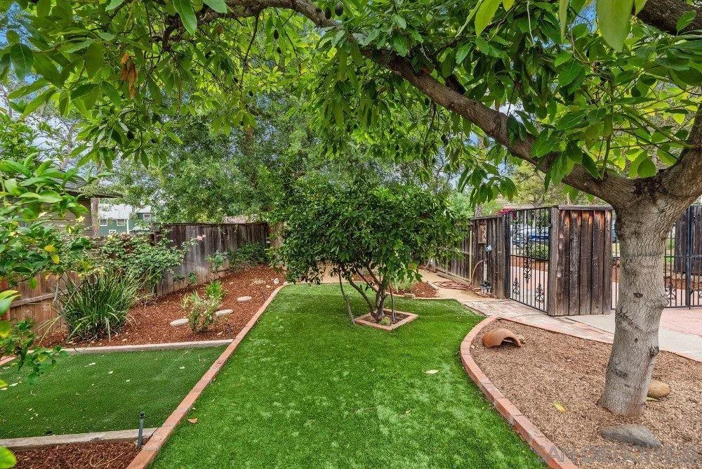 https://cdn.realtyfeed.com/cdn/127/250037938/8c2a716d6542aef7e0973225e9bb5d4f.webp