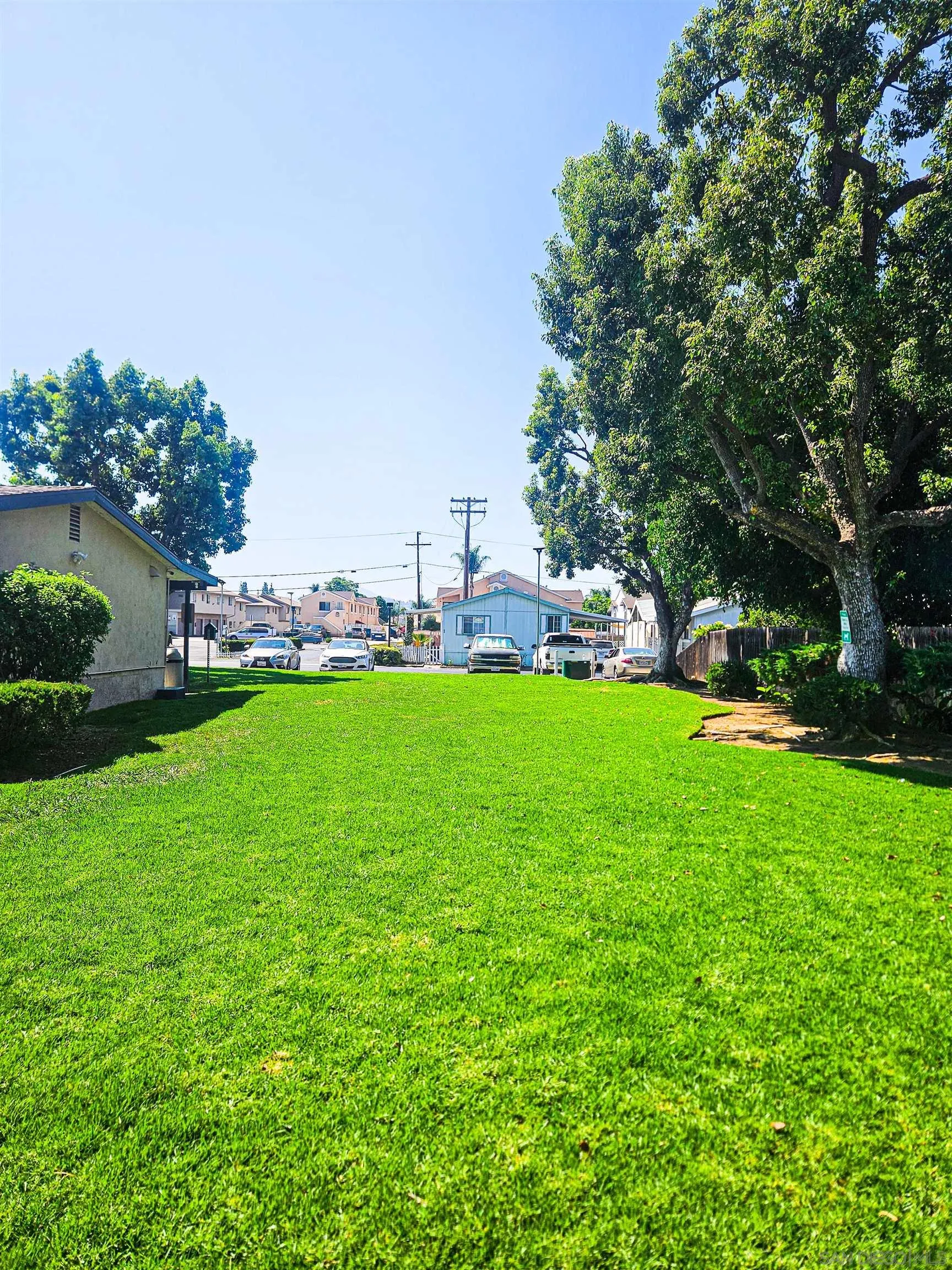 https://cdn.realtyfeed.com/cdn/127/250037939/201b70307a30acfaa516d9b0cb596f9f.webp