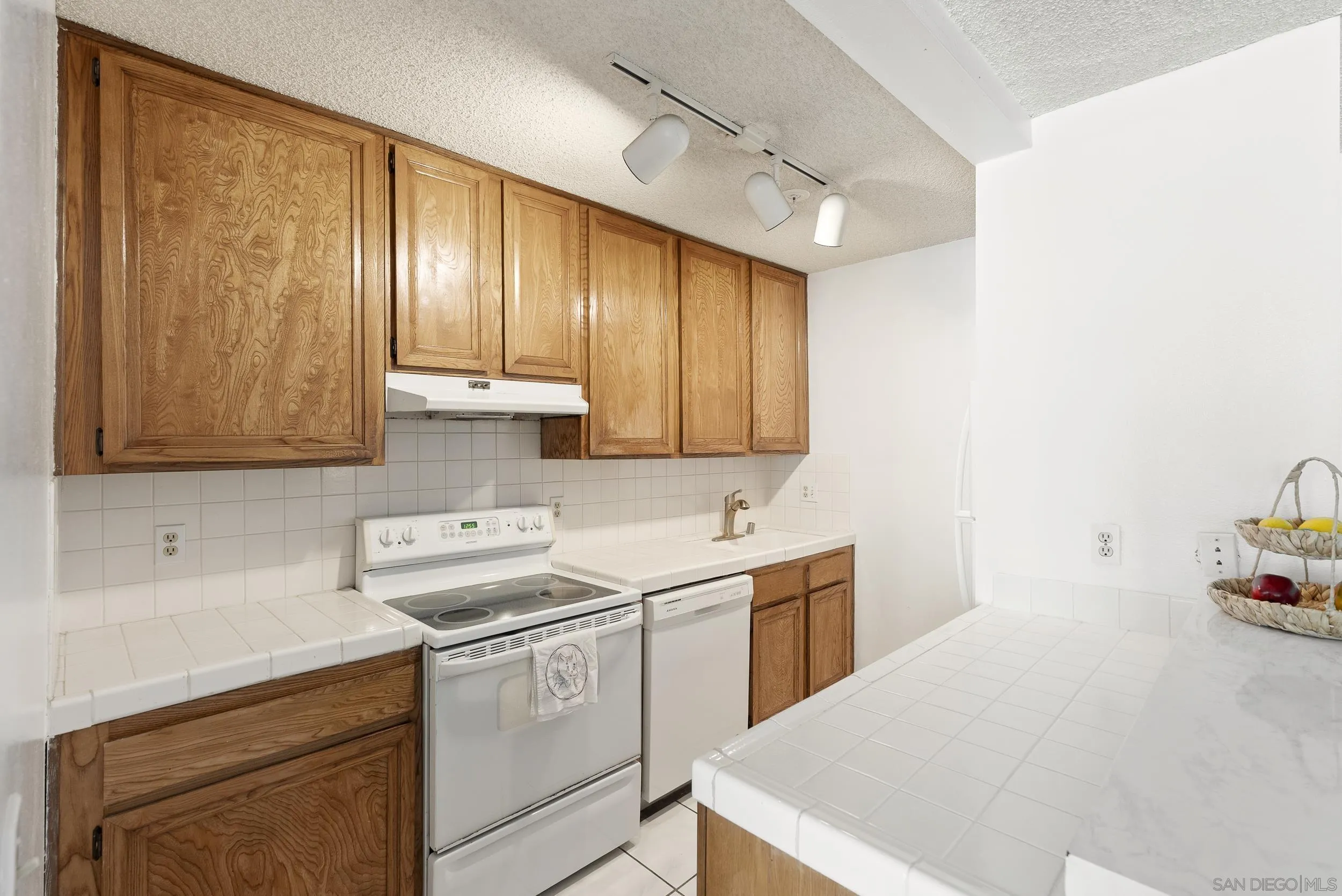 https://cdn.realtyfeed.com/cdn/127/250037942/2aad6f6955d9bf1327e1610a502d17a8.webp