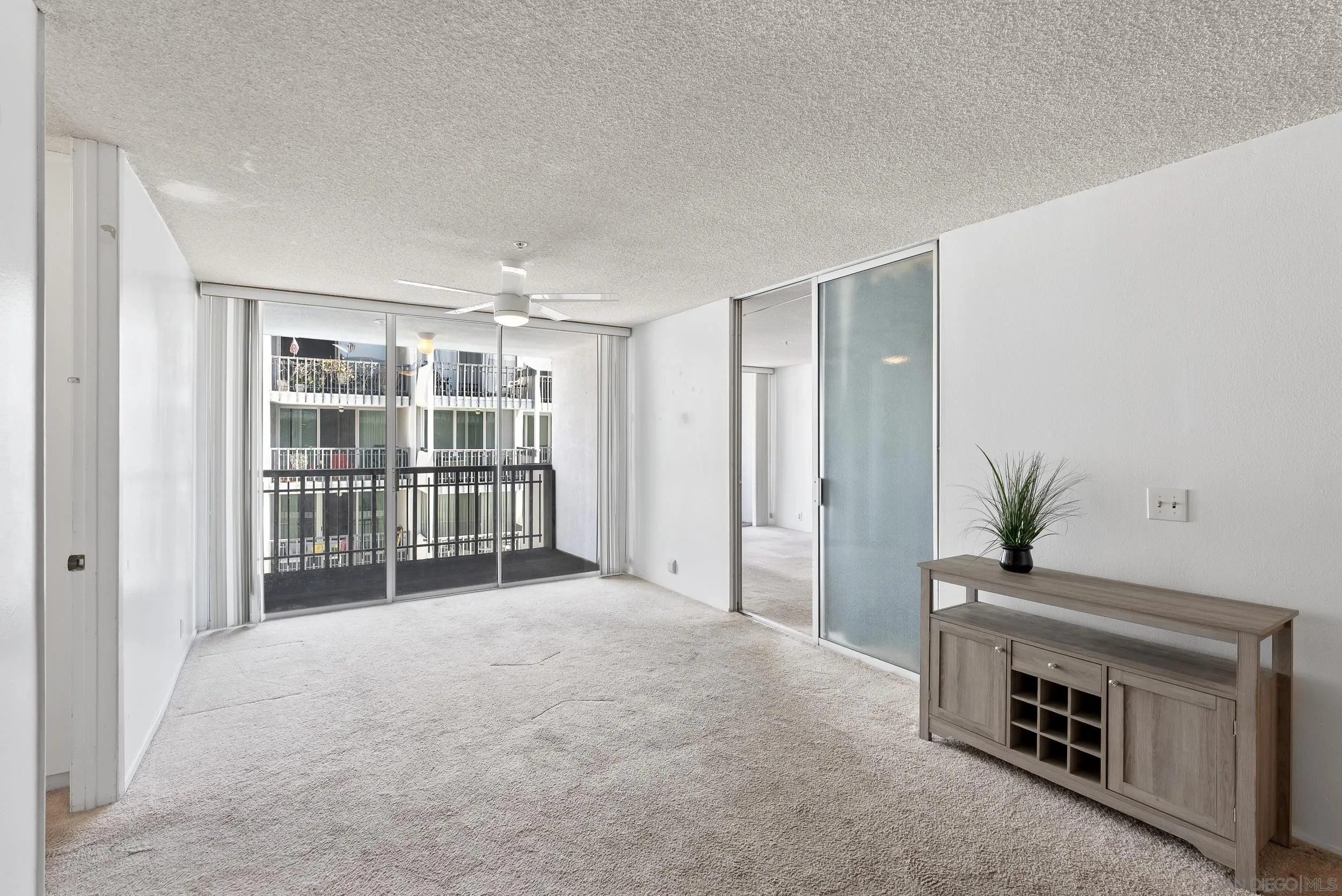 https://cdn.realtyfeed.com/cdn/127/250037942/38785764e06e72fe1339afdaebf1d50b.webp