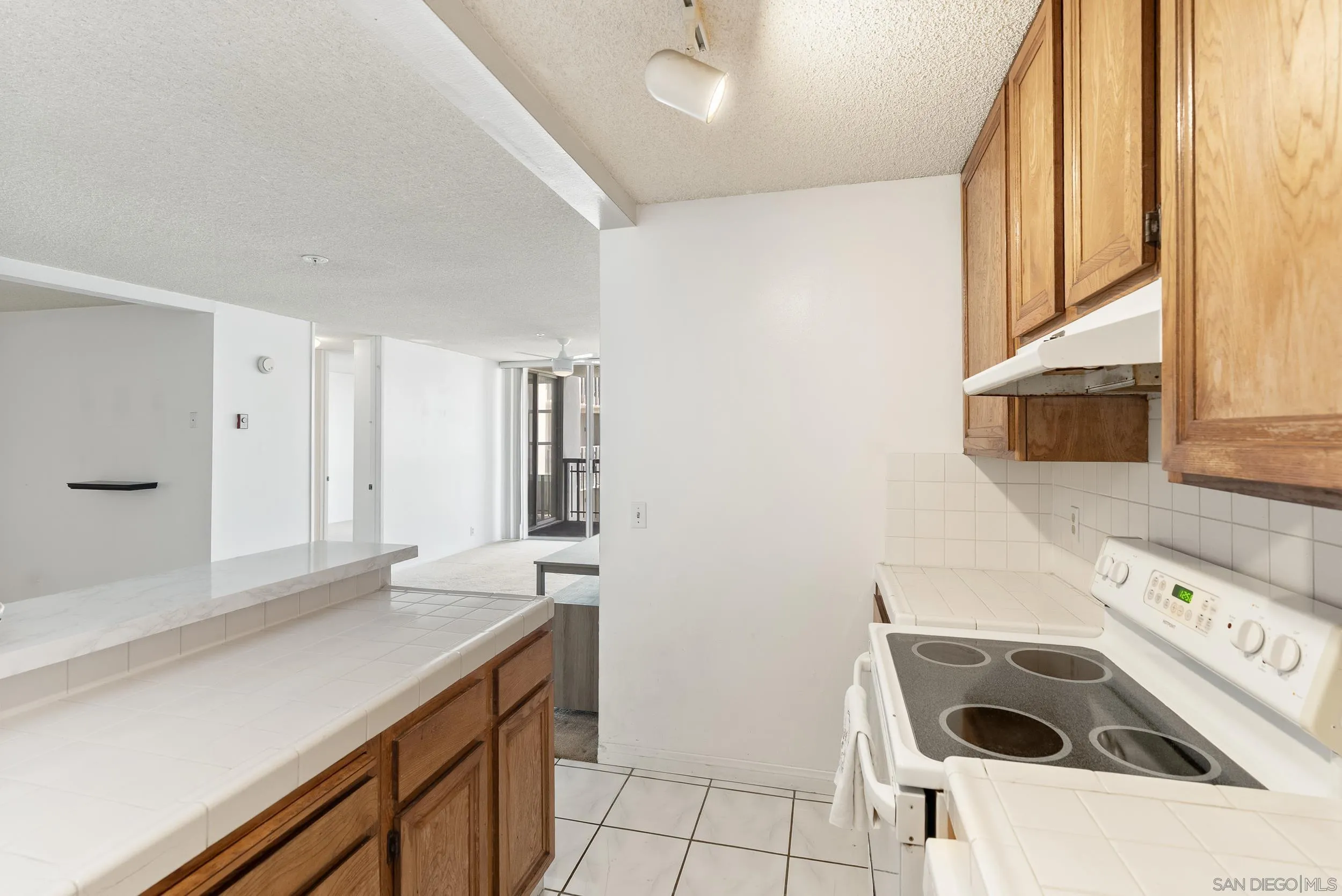 https://cdn.realtyfeed.com/cdn/127/250037942/dbbacaec04baaa765e459e2340524a0f.webp