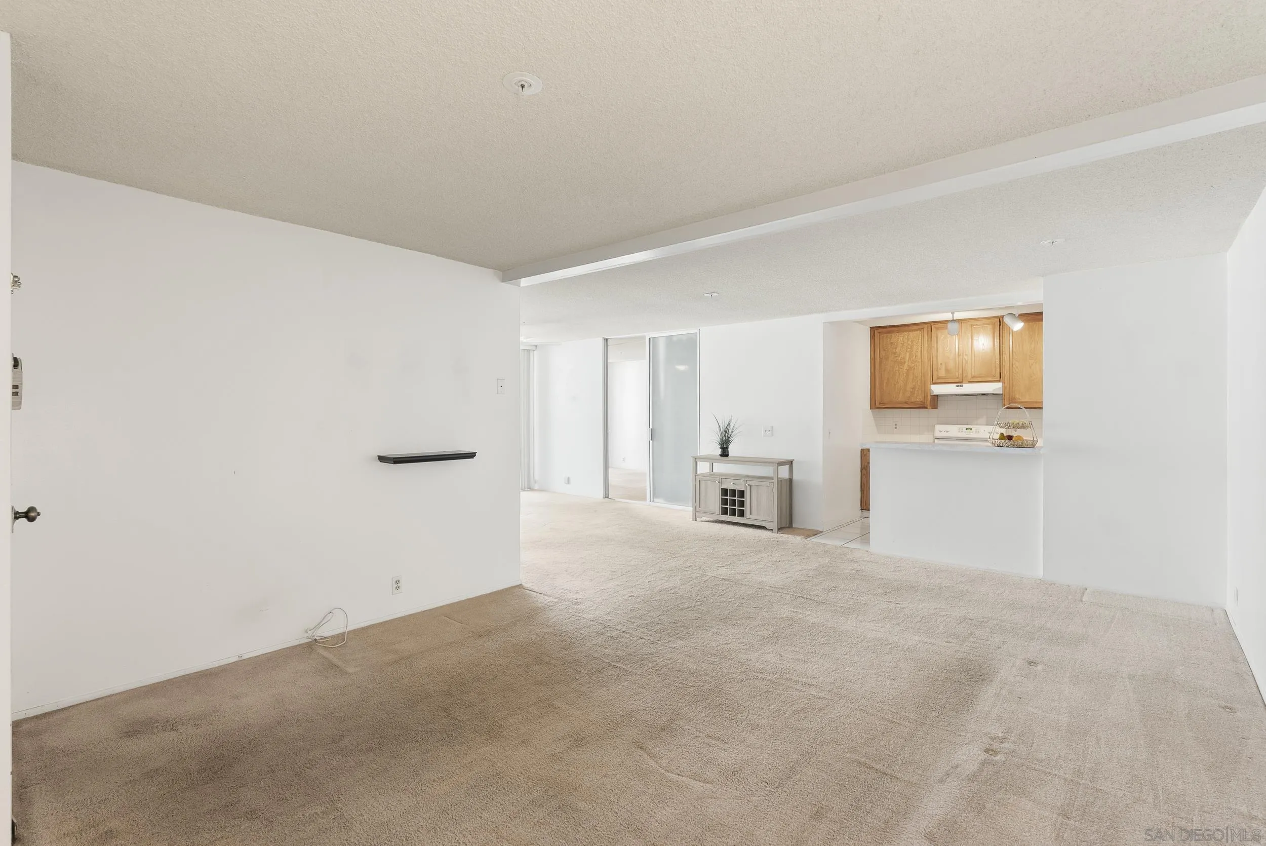 https://cdn.realtyfeed.com/cdn/127/250037942/fd268f4b2270fdcca10143a93fd31436.webp
