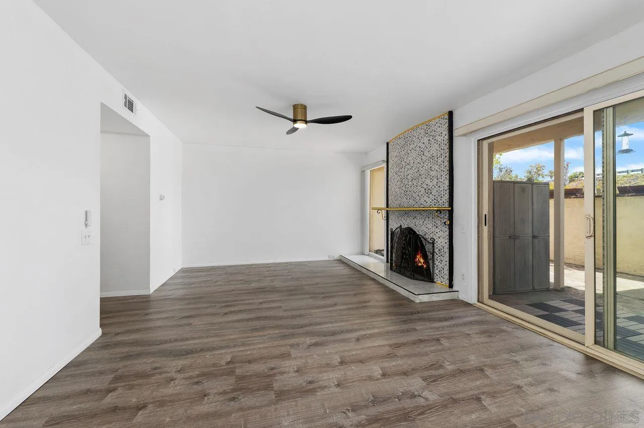 https://cdn.realtyfeed.com/cdn/127/250037947/3990b16aefec2b7e7b0664ace1db7390.webp