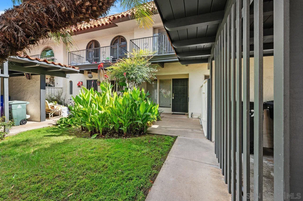 https://cdn.realtyfeed.com/cdn/127/250037947/797baef62a1d60a8c51becdc112bbed5.webp