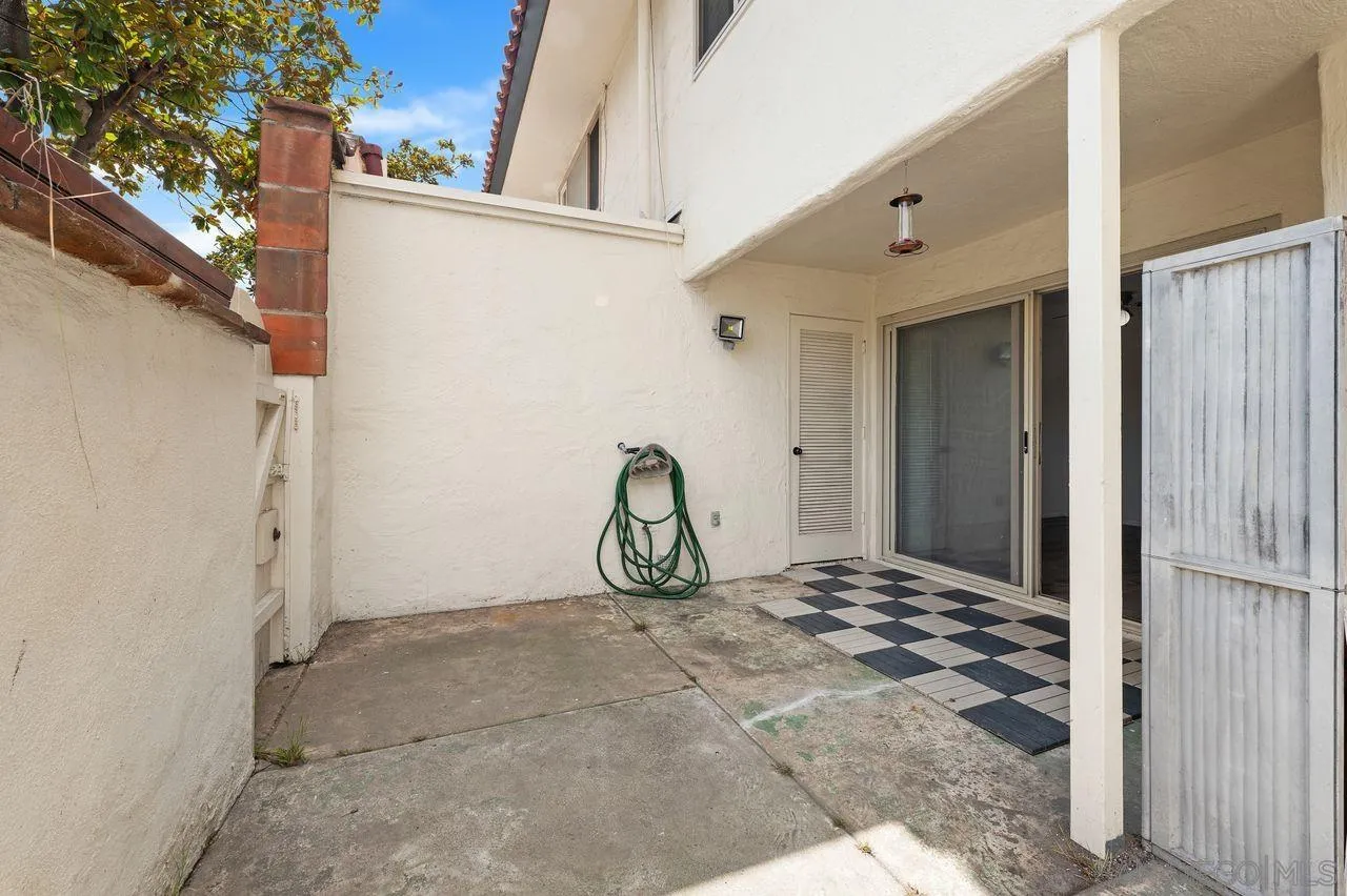 https://cdn.realtyfeed.com/cdn/127/250037947/7f6ee59b090be012fc421447fde360ed.webp