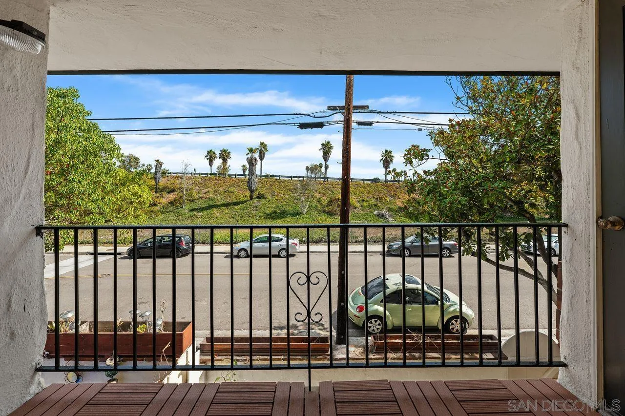 https://cdn.realtyfeed.com/cdn/127/250037947/a1234ac3ed81c88e0664e4172b3bed73.webp