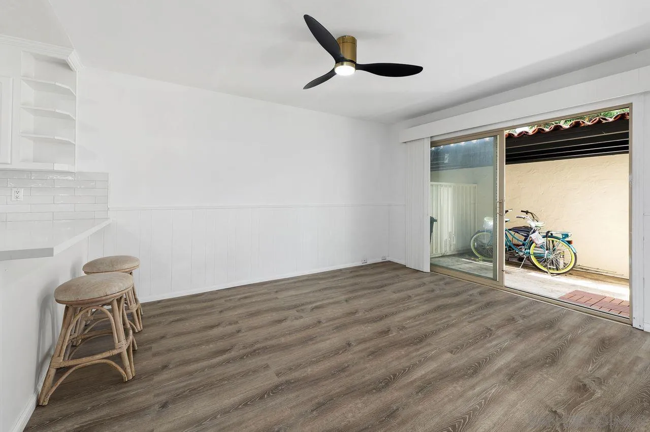 https://cdn.realtyfeed.com/cdn/127/250037947/b08bfc276fce5d9887f104f333ac12f7.webp