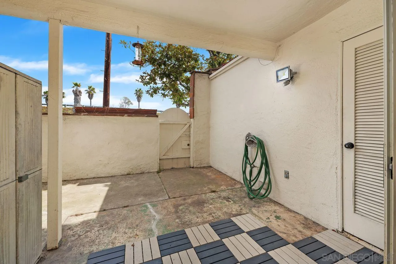 https://cdn.realtyfeed.com/cdn/127/250037947/e9f4566c2566cad6b4704d5cf771023a.webp