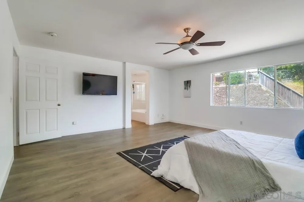 https://cdn.realtyfeed.com/cdn/127/250037957/40381b0960fb7fbad6235dd7c4ea37e3.webp