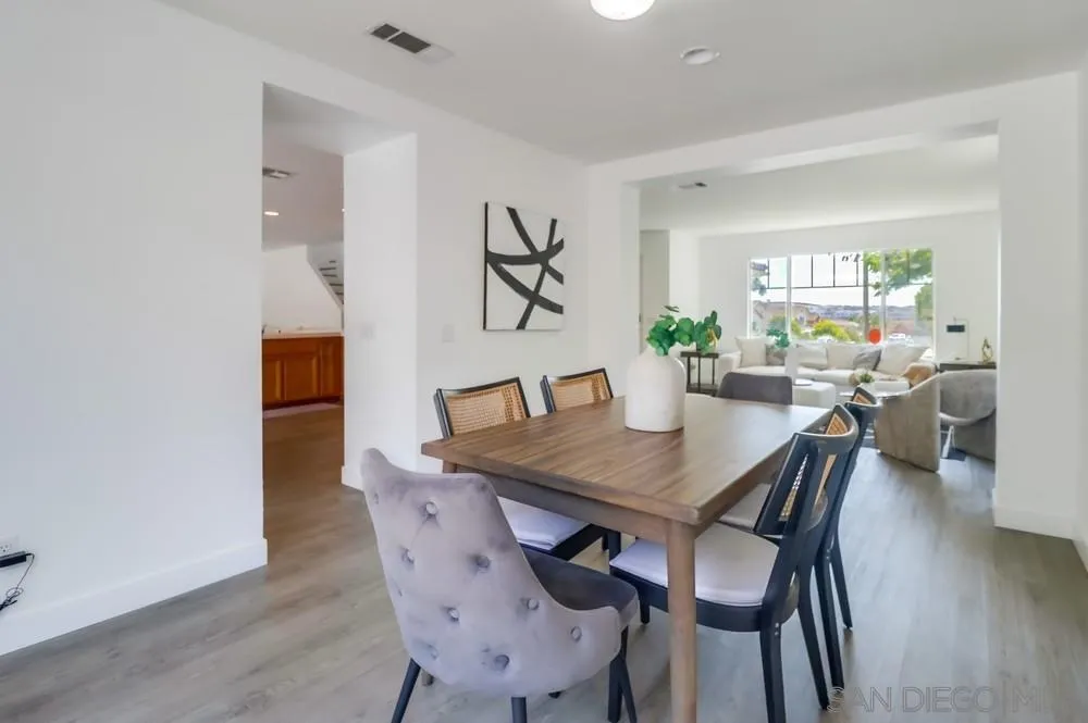 https://cdn.realtyfeed.com/cdn/127/250037957/a98cc12df41f021e5460301b54290d85.webp