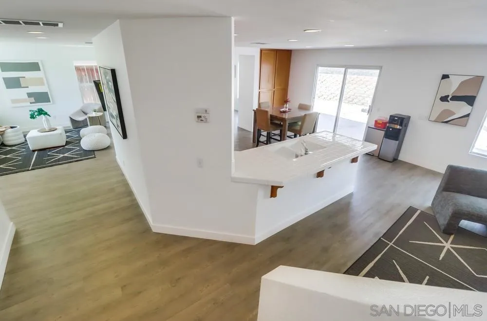 https://cdn.realtyfeed.com/cdn/127/250037957/c1aa9abff580cf93cfec49b82537708f.webp