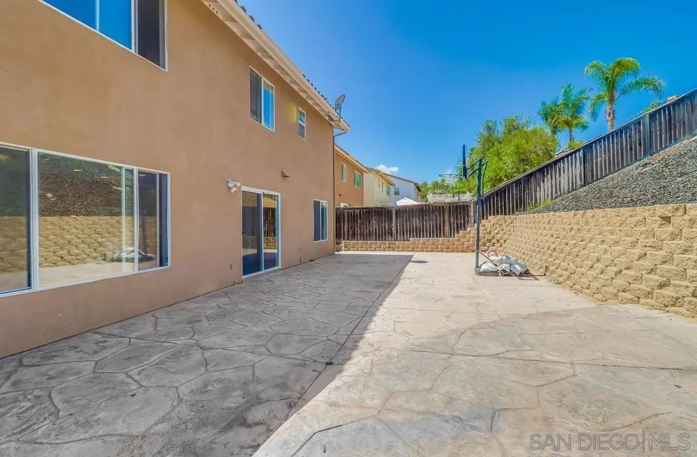 https://cdn.realtyfeed.com/cdn/127/250037957/c869f6e26097e10cbb30995e910a33a5.webp