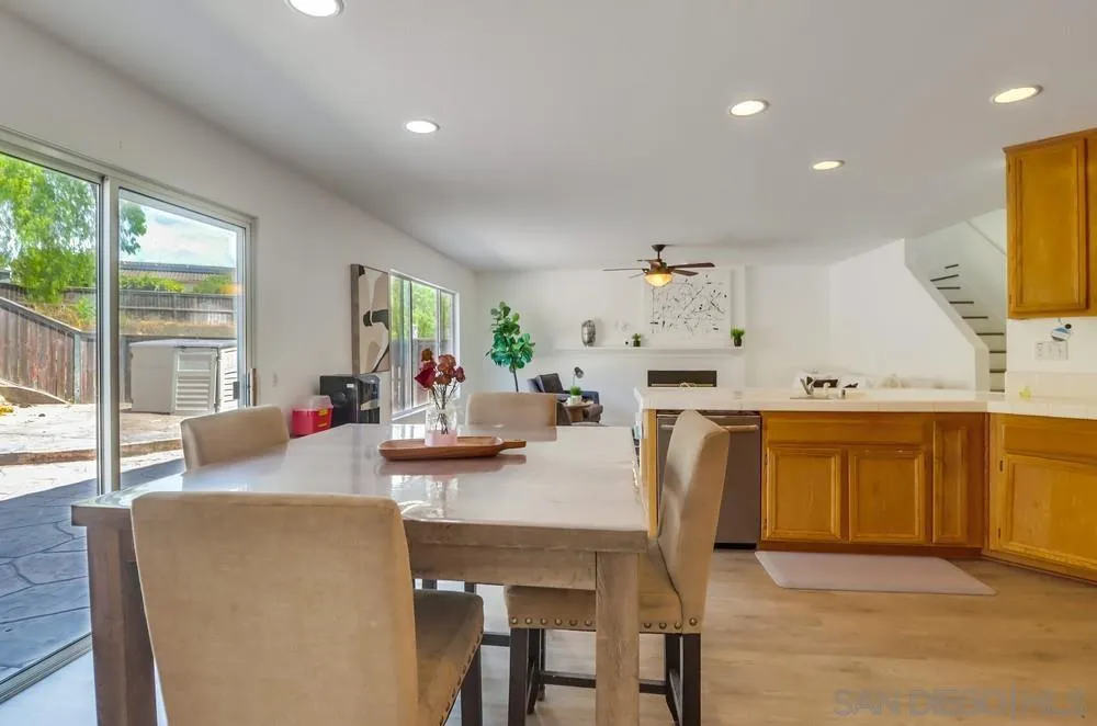 https://cdn.realtyfeed.com/cdn/127/250037957/e7d6cf860c02370683509ed9c08b2b0b.webp