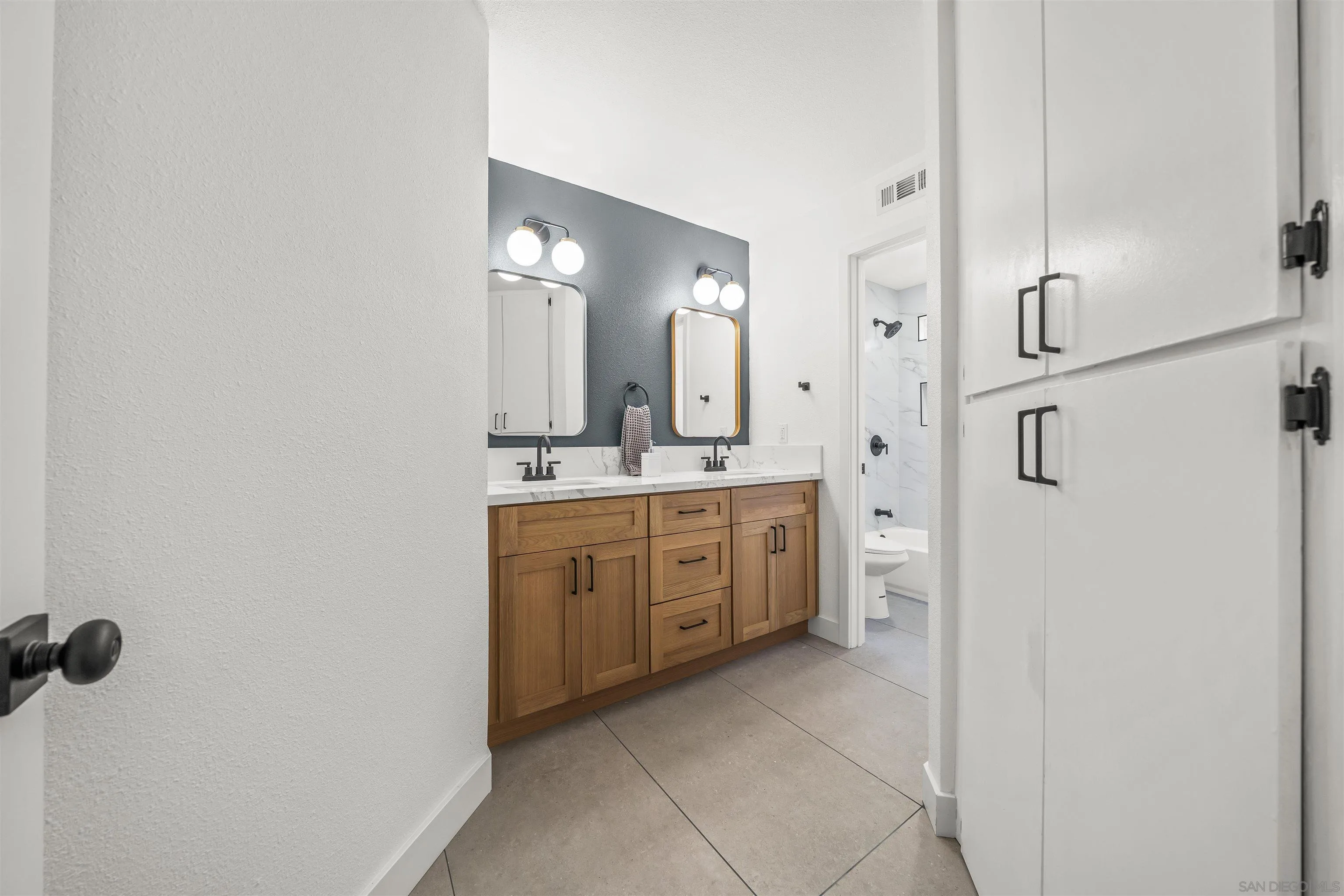 https://cdn.realtyfeed.com/cdn/127/250037959/d2313ce47bc2dea7cf20908cb4b11c52.webp