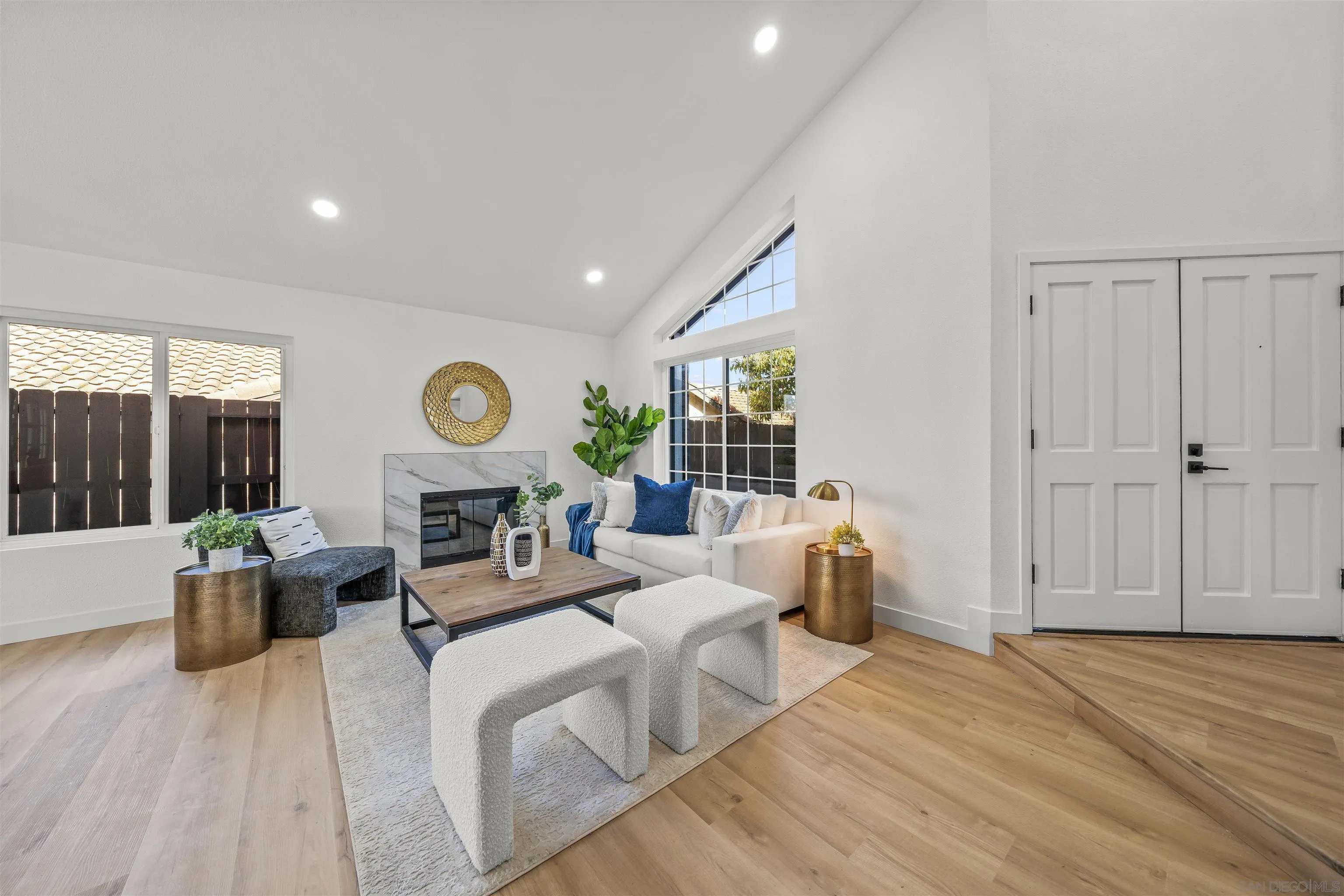 https://cdn.realtyfeed.com/cdn/127/250037959/edd0ef77322b63acdfe2b81260a6b708.webp